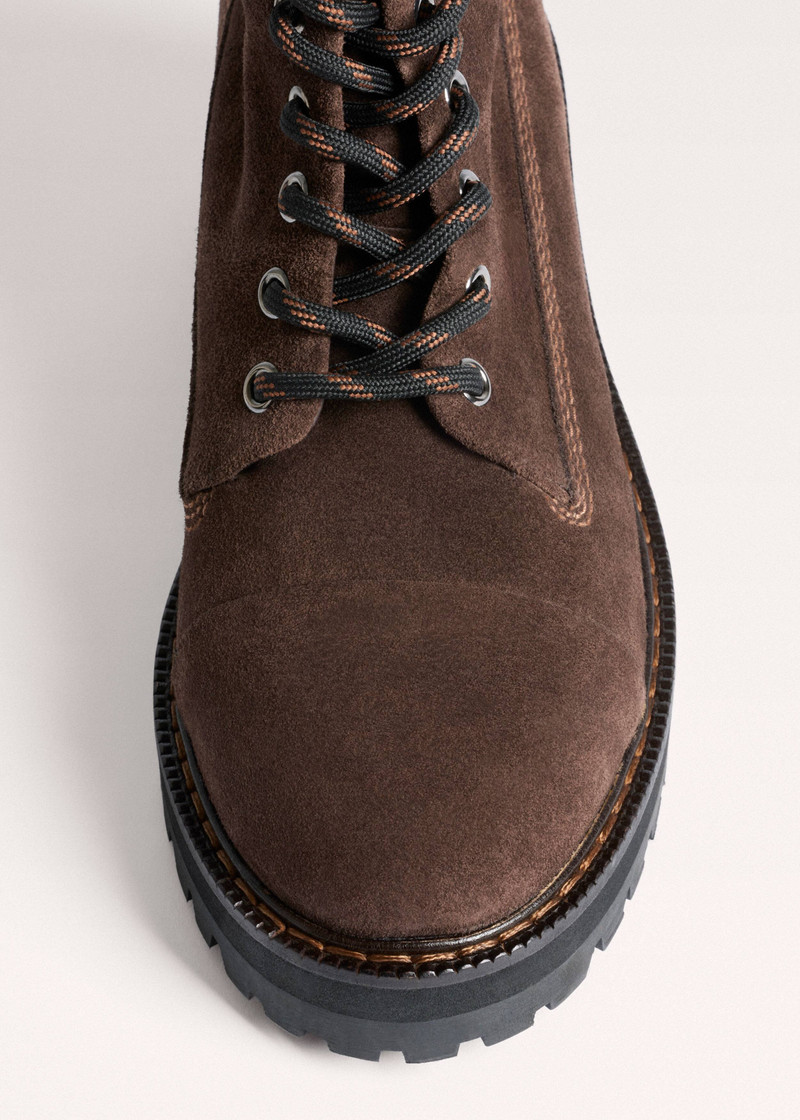 Hiking Boot 7