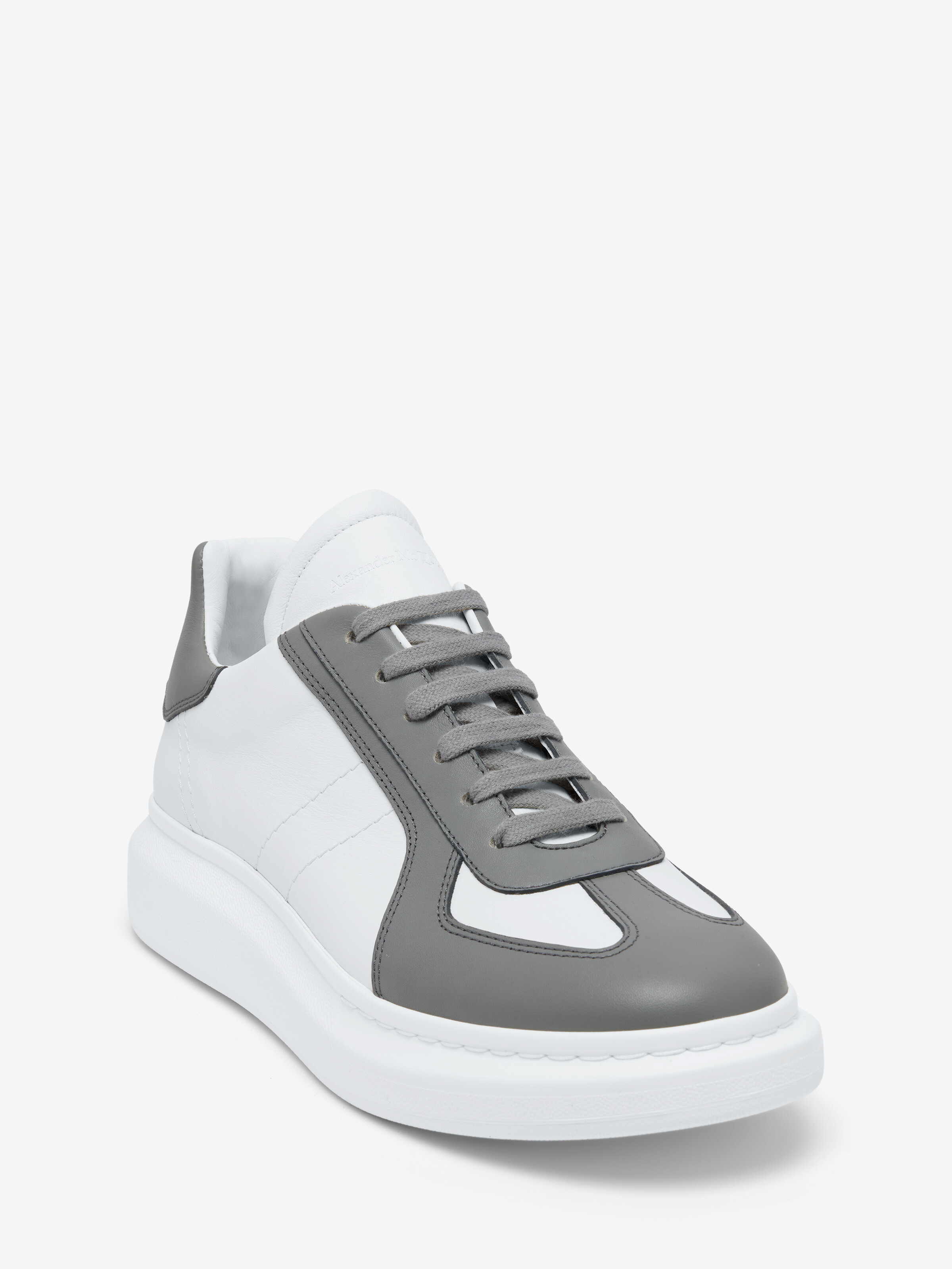 Oversized Retro Sneaker - 4