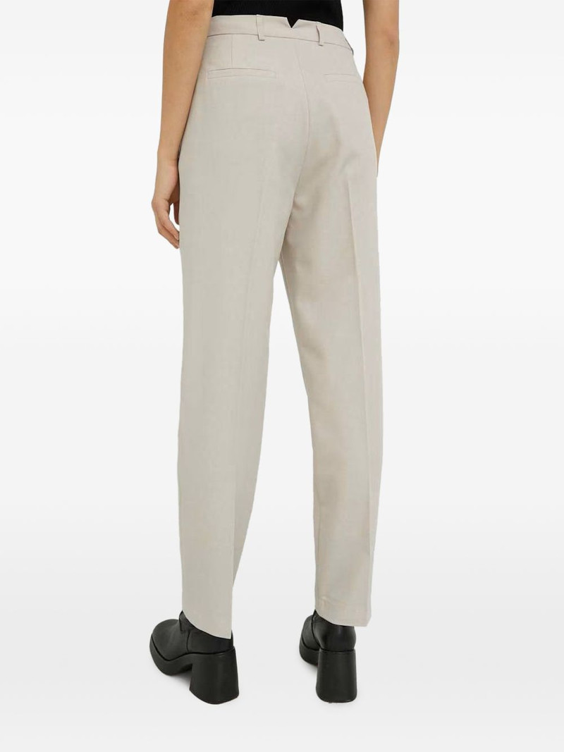 pleated trousers 3
