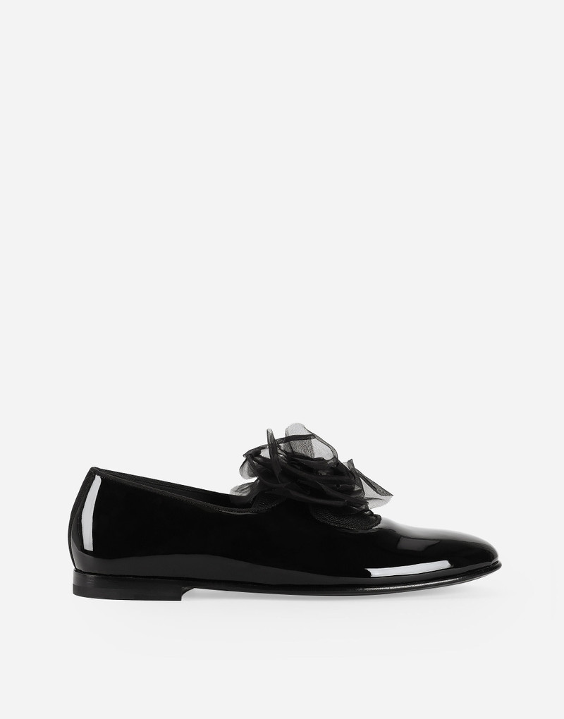 Patent leather slippers with flower appliqué 1