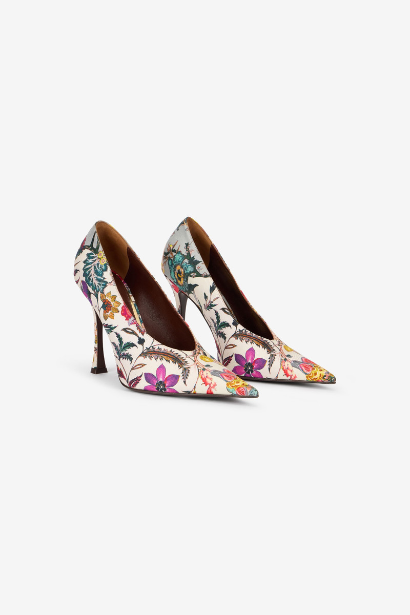 Florentine Flower Print Pump 2