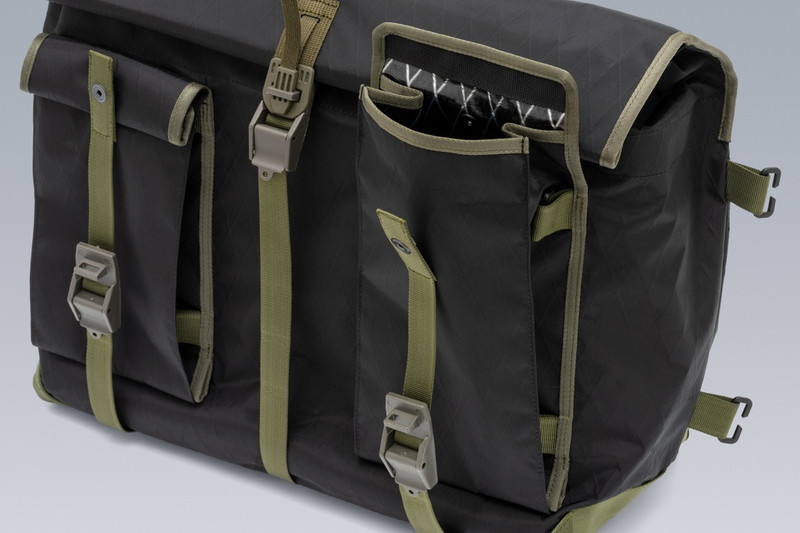 3A-5 Messenger Einsatztasche Black 19