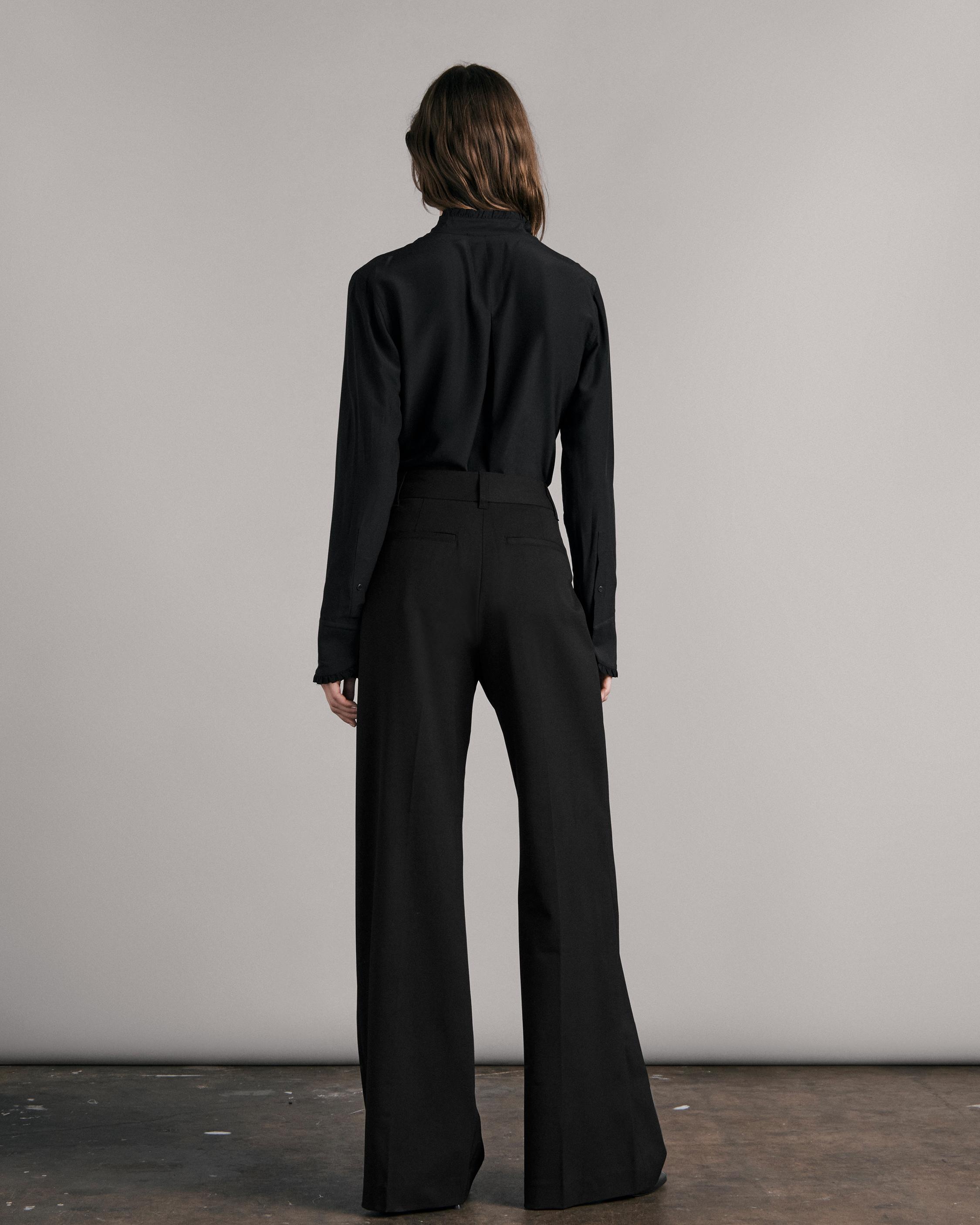 Shelly Wide Leg Wool Pant
Relaxed Fit Pant - 5
