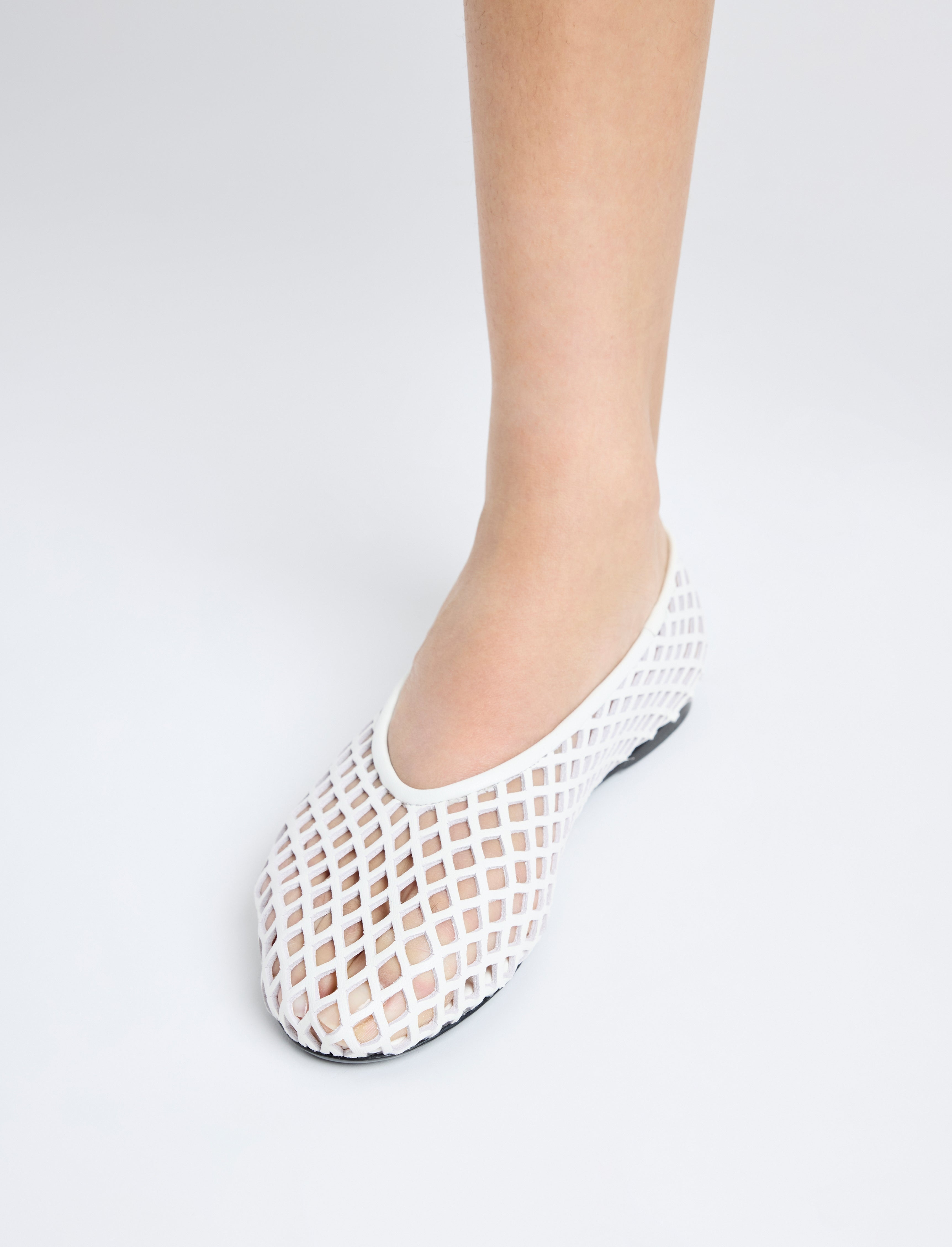 Tee Perforated Ballerina Flats - 5
