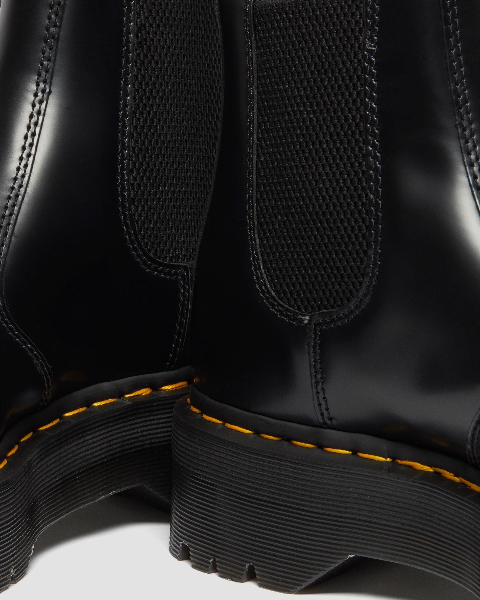 2976 Smooth Leather Platform Chelsea Boots - 7