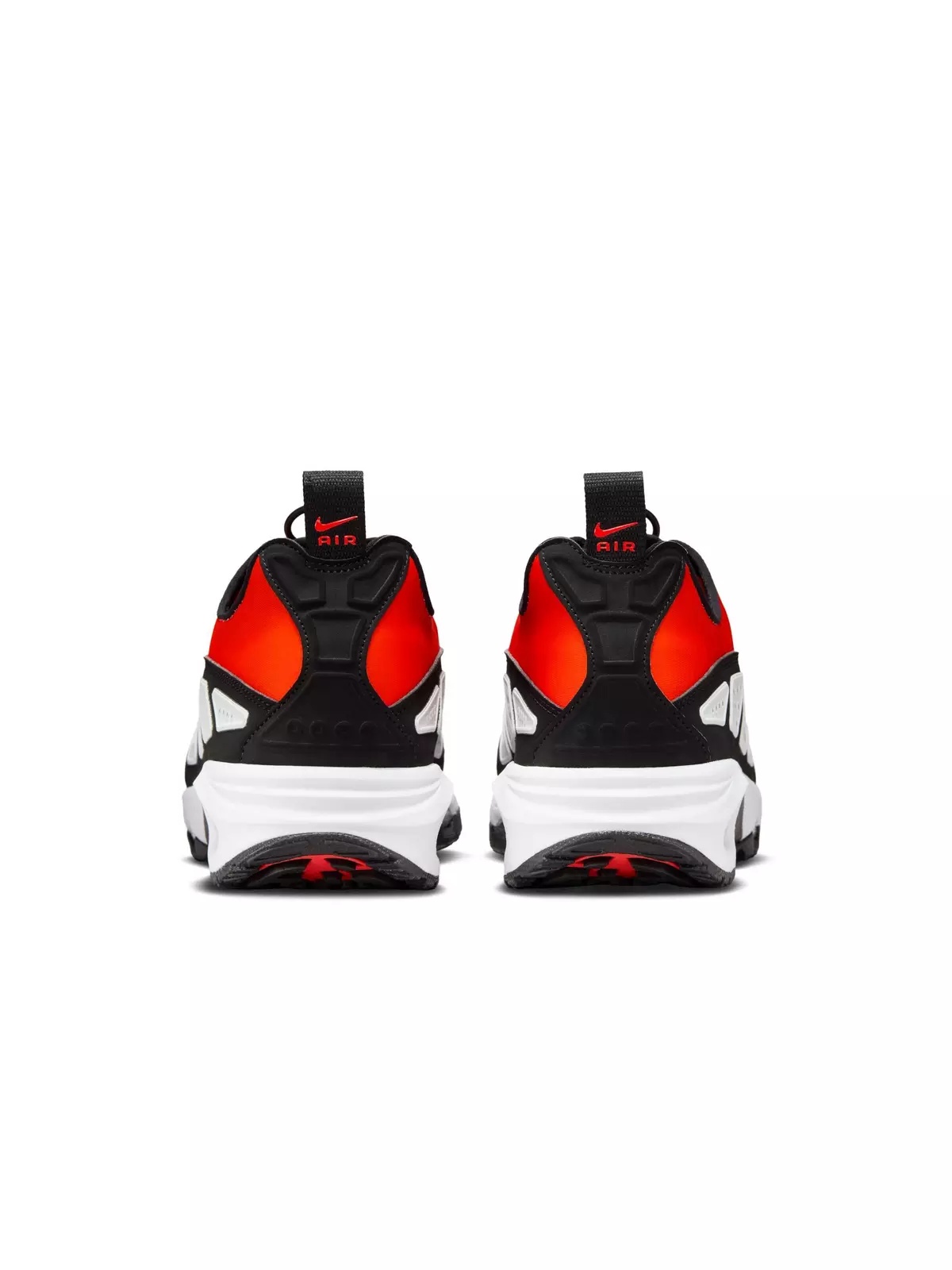 Air Max SNDR "Bright Crimson/Black/Bright Ceramic" Women's Shoe - 7