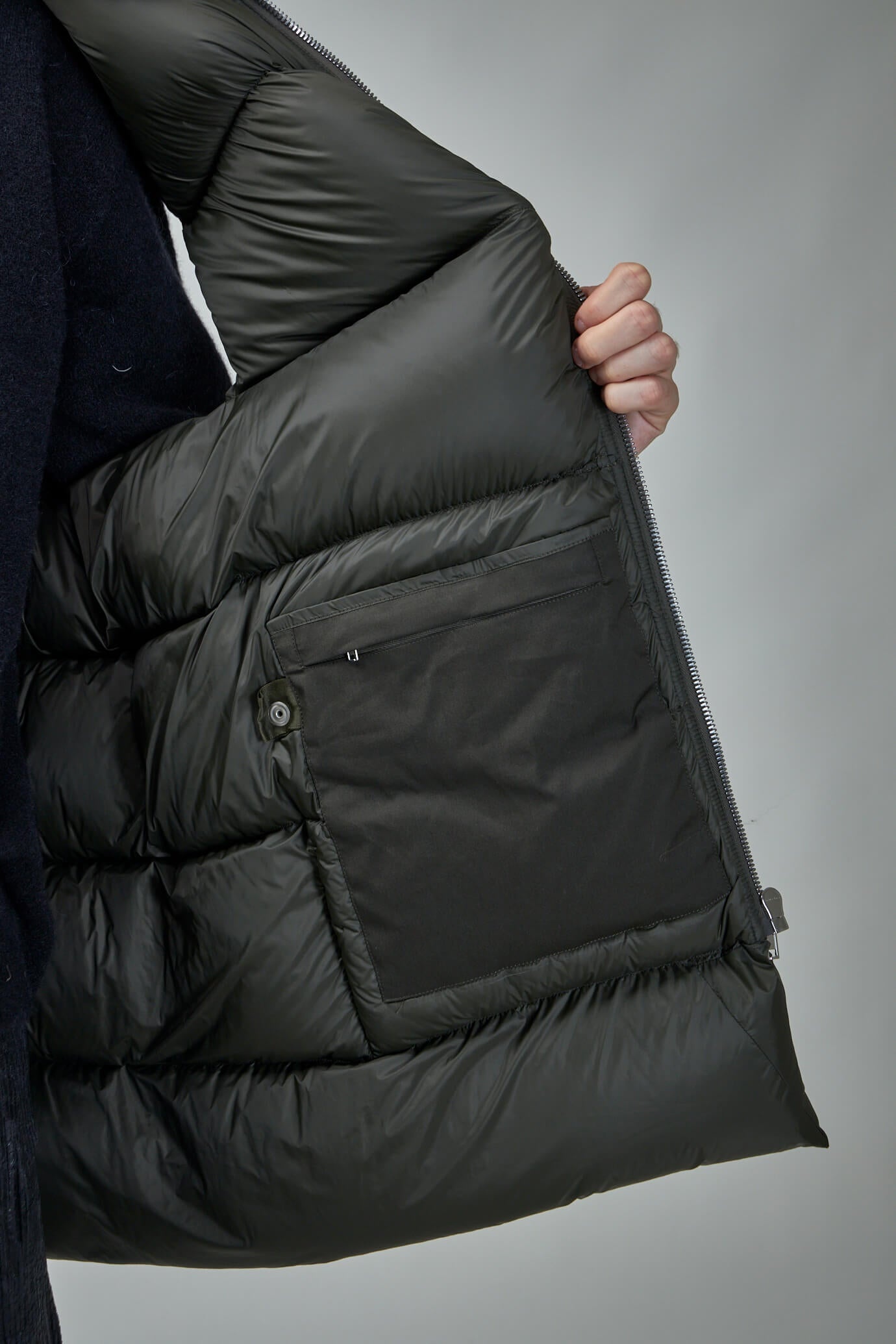 Sleeveless Flight Vest - 6