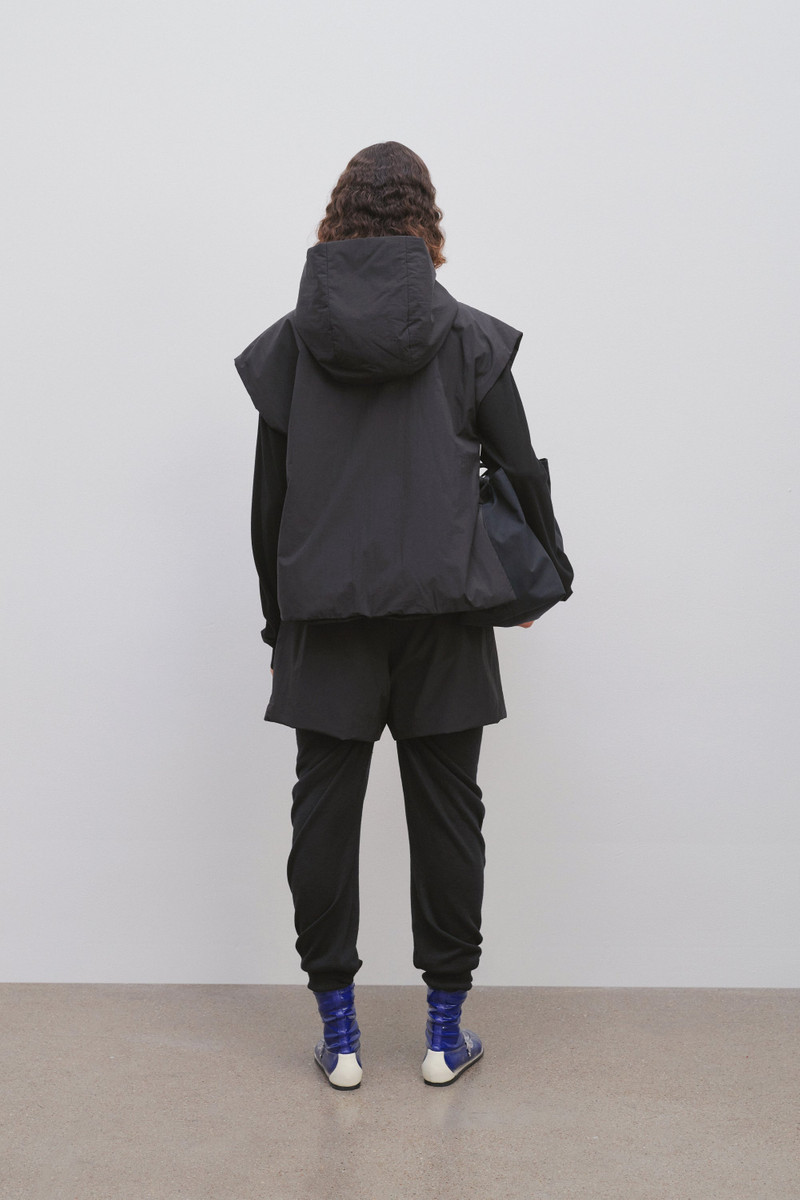 Gunther Short in Silk and Nylon 4