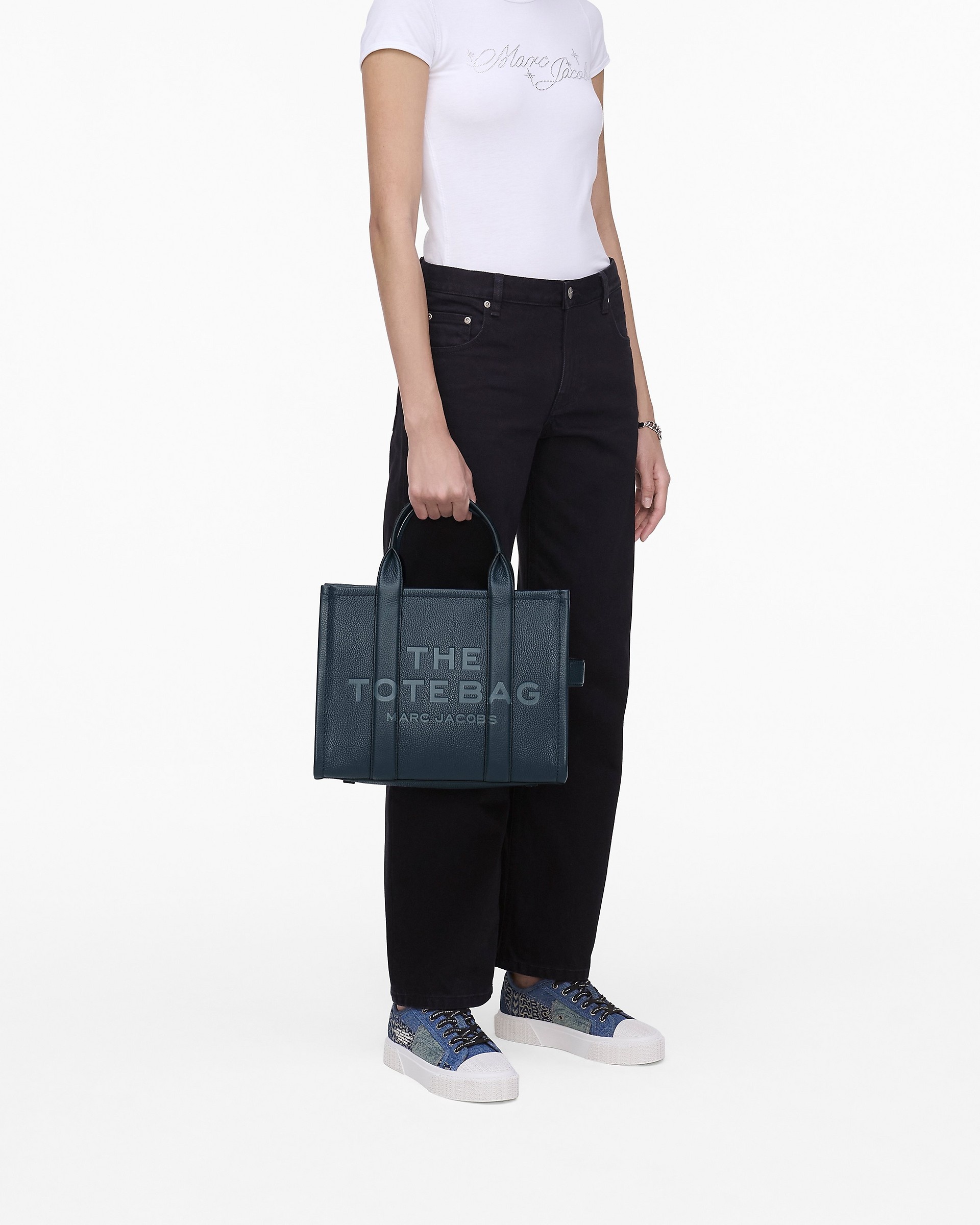 THE LEATHER MEDIUM TOTE BAG - 9