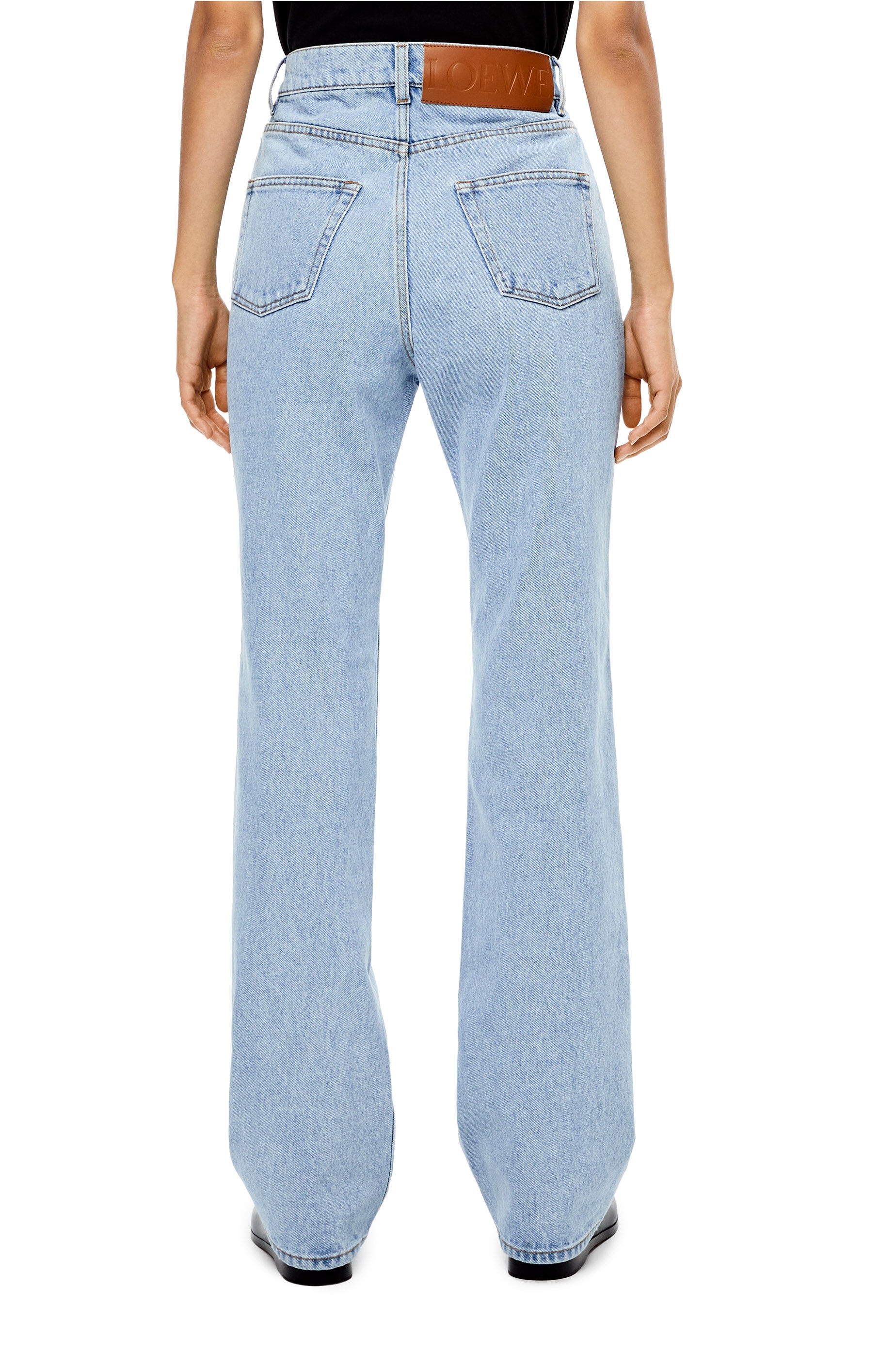 Anagram cut out tapered jeans in stone washed denim - 3