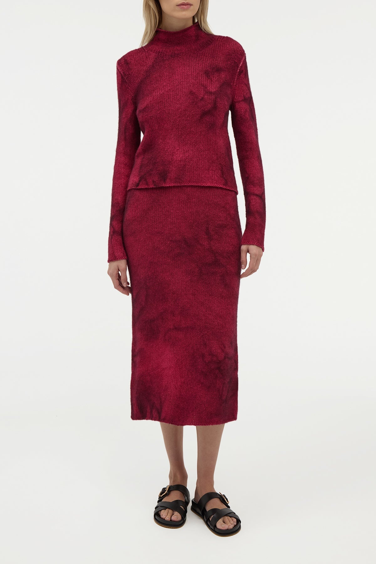 Daina Cropped Knit Turtleneck in Bordeaux Cashmere - 2