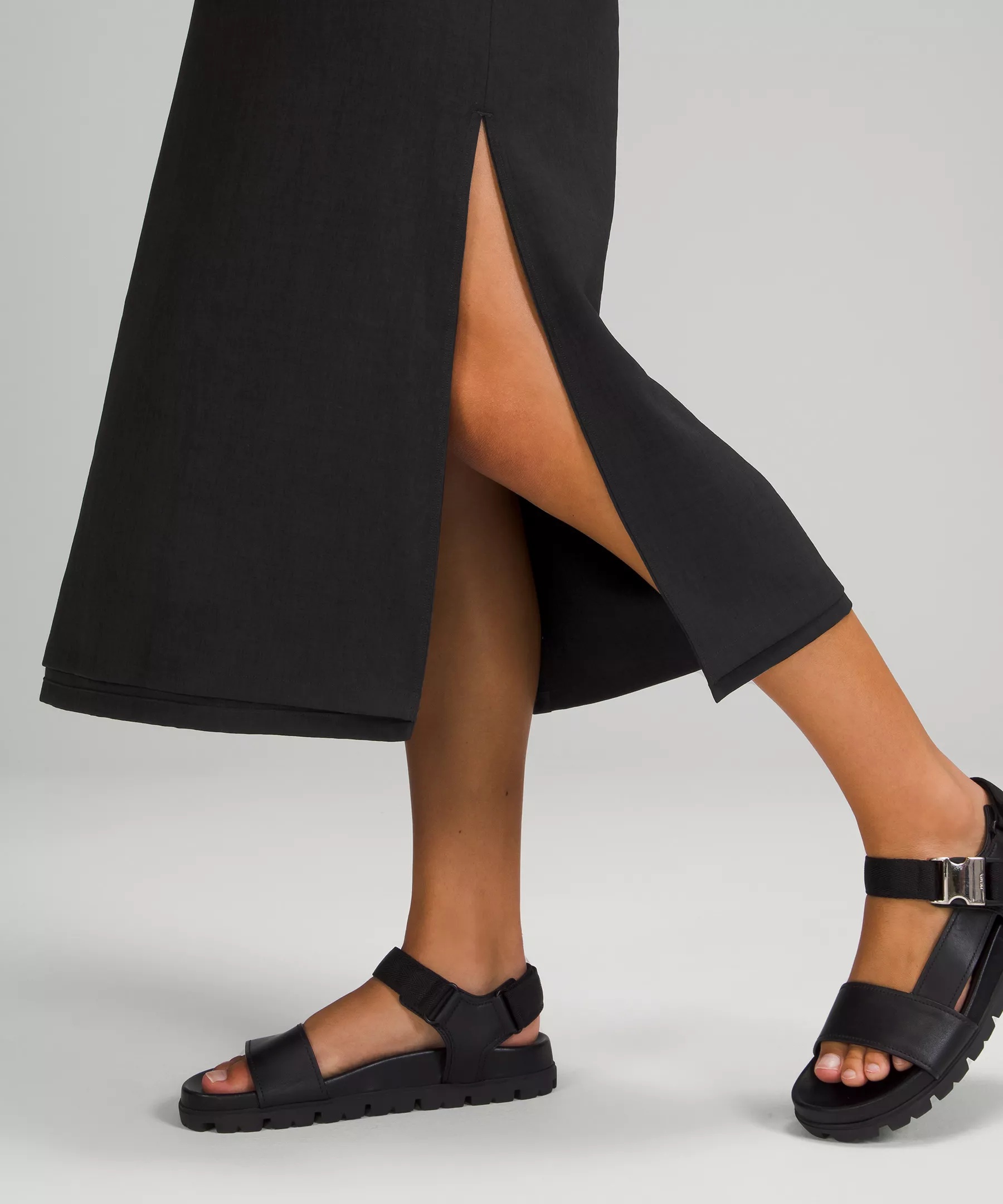 V-Neck Reversible Midi Dress - 4
