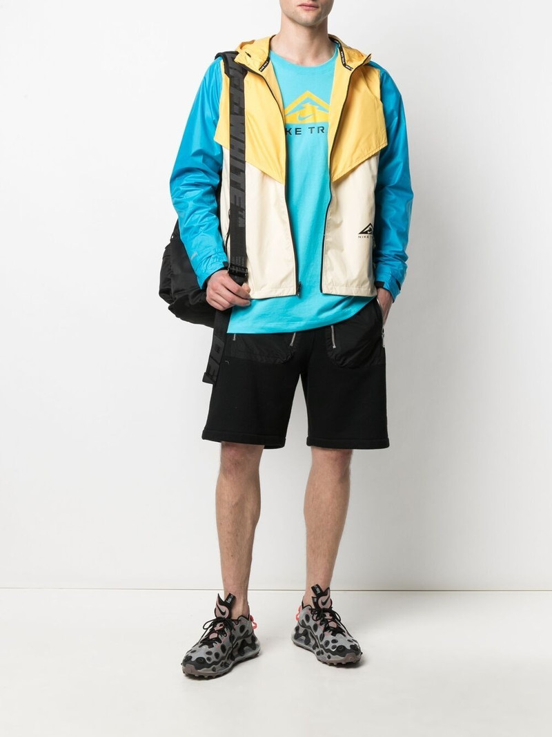Nike Windrunner colour-block windbreaker outlook