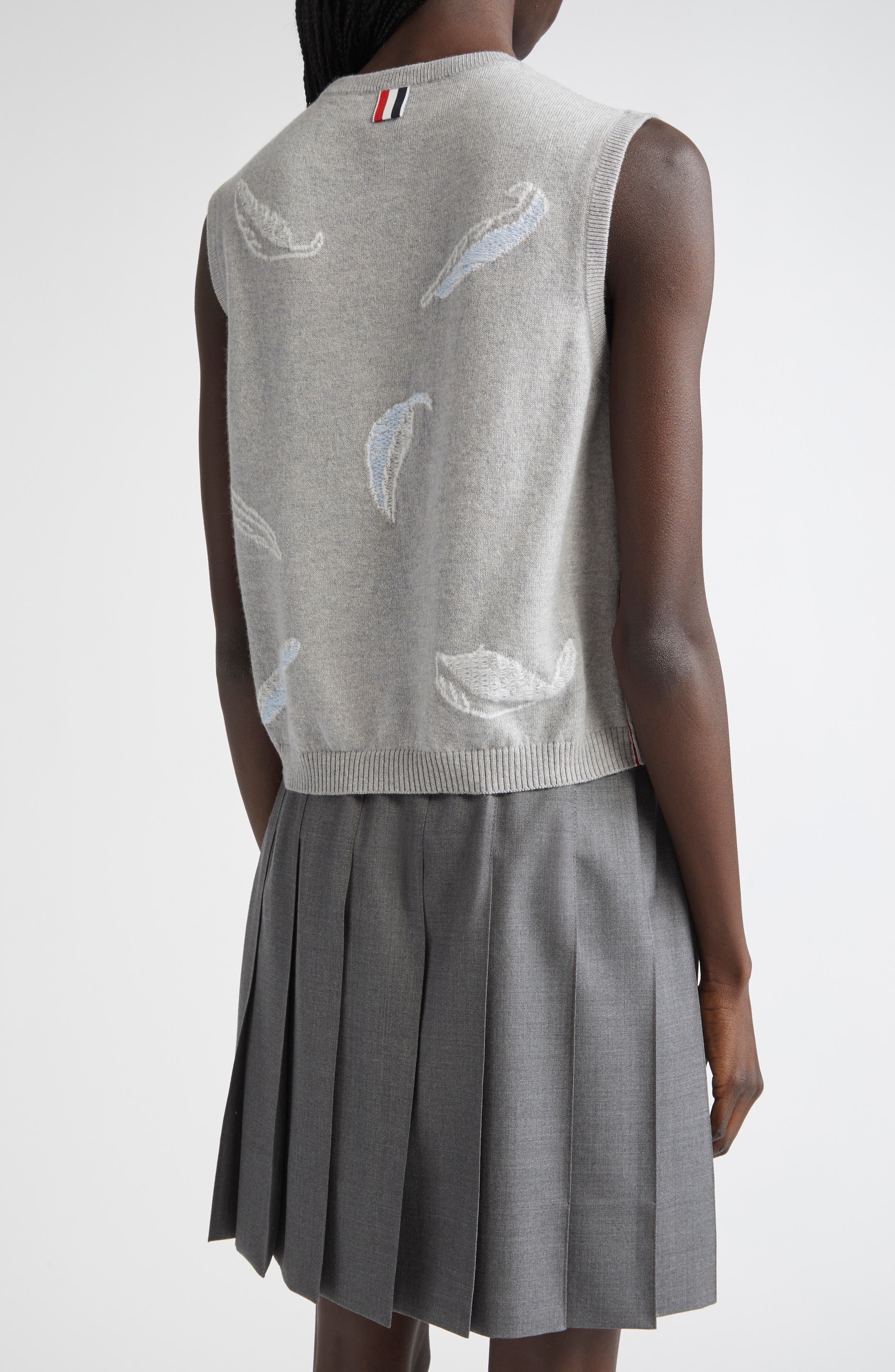 Thom Browne Feather Intarsia Cashmere Sweater Vest in Pale Grey at Nordstrom - 3