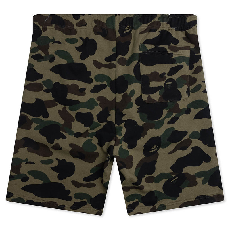 A BATHING APE® 1ST CAMO SHARK REGULAR FIT SWEAT SHORTS - GREEN outlook