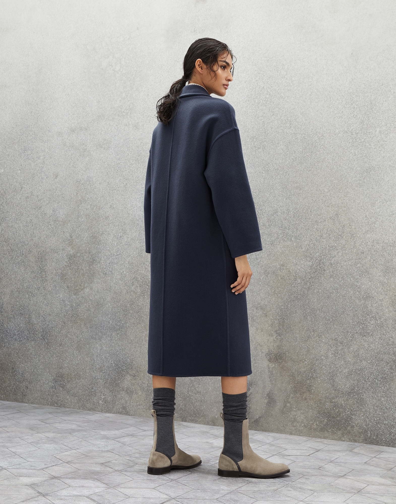 Hand-crafted coat in virgin wool and cashmere double cloth with Precious patch - 2