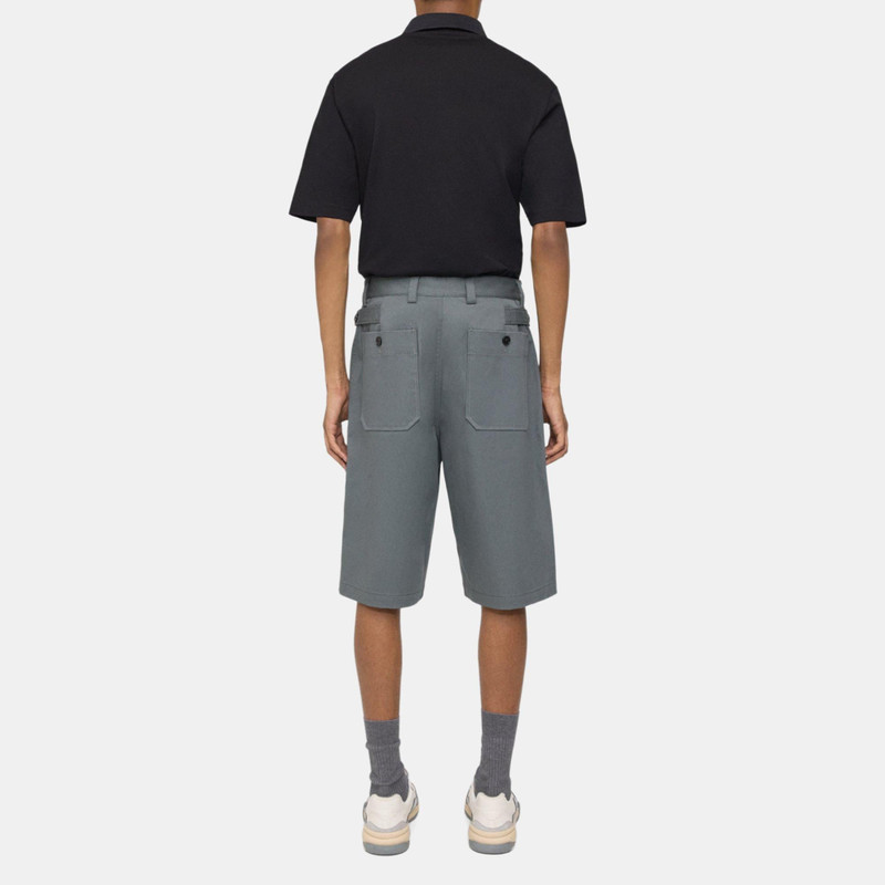 Theory Short in Cotton Twill outlook