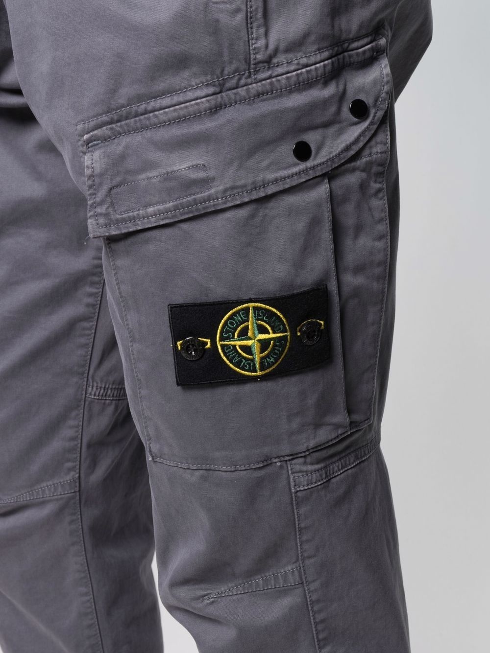 logo patch cargo trousers - 5