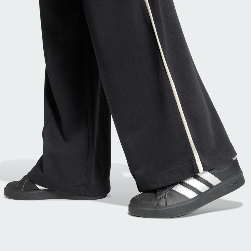 Seasonal Essentials Colourpop Pants with Embroidered Graphic 5