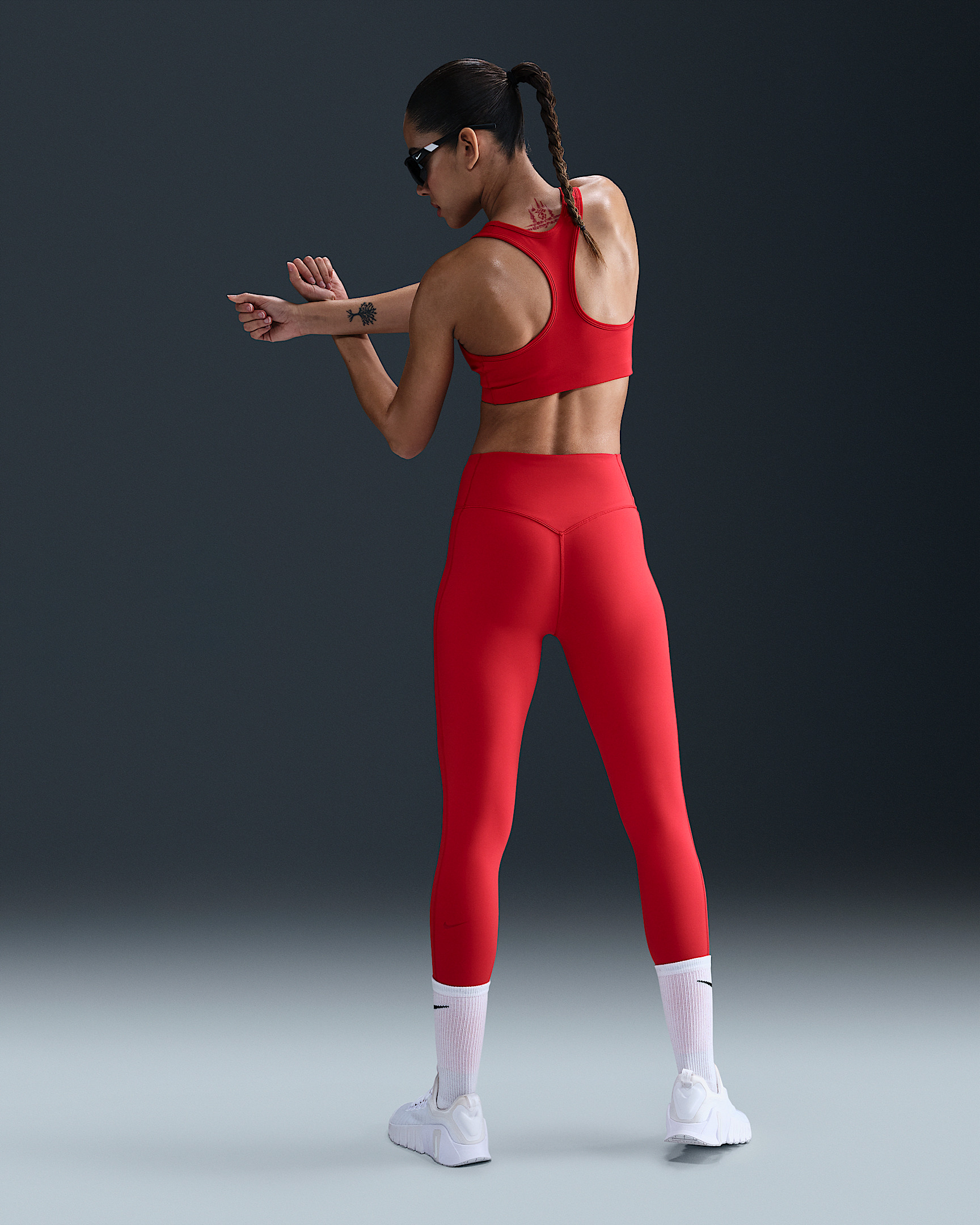 Nike Universa Women's Medium-Support High-Waisted 7/8 Leggings with Pockets - 4