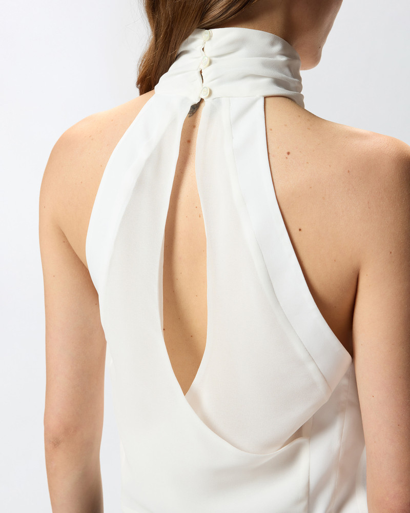 HALTERNECK TOP WITH REAR OPENING 5