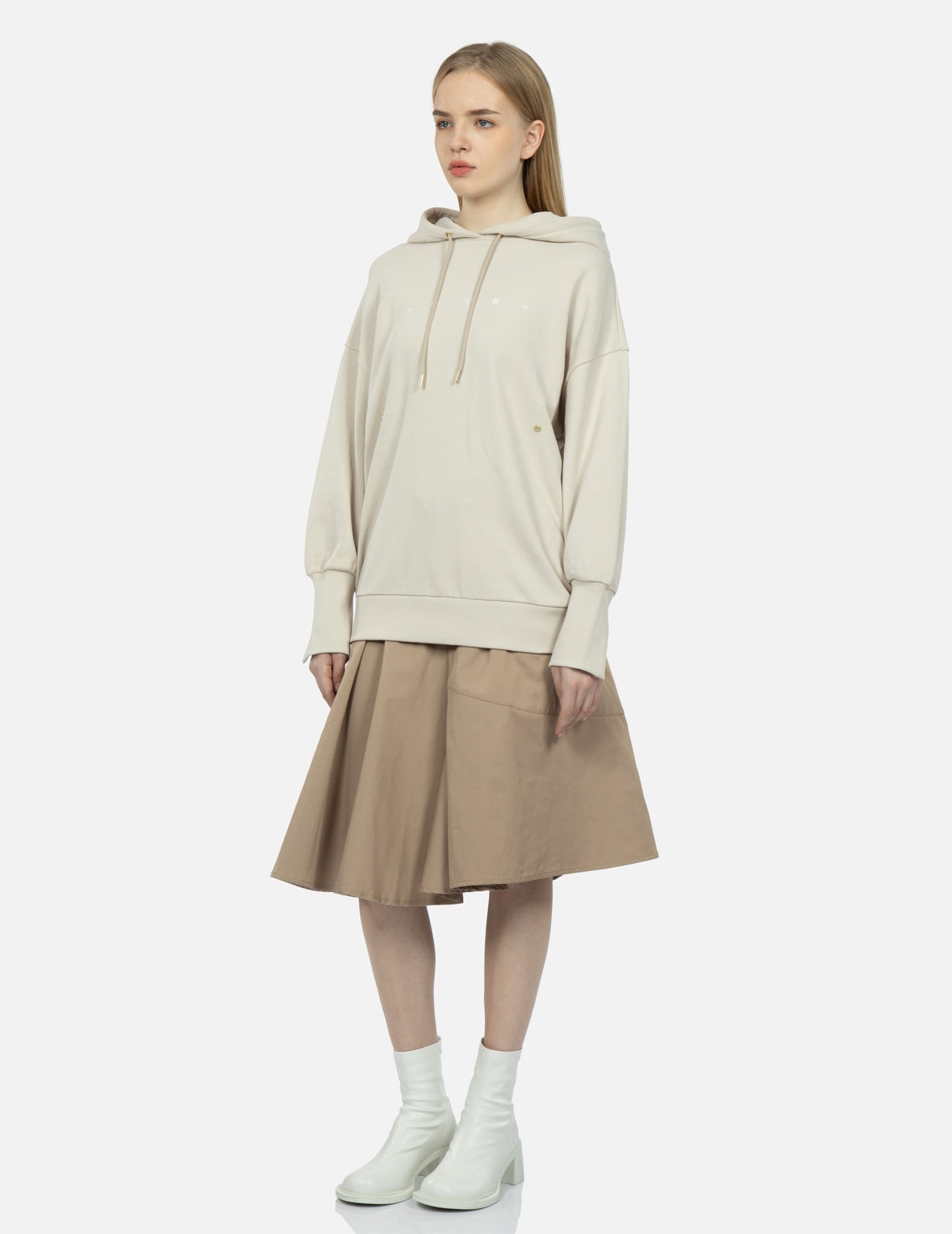 Logo Embroidery and Kamon Print Hoodie - 4