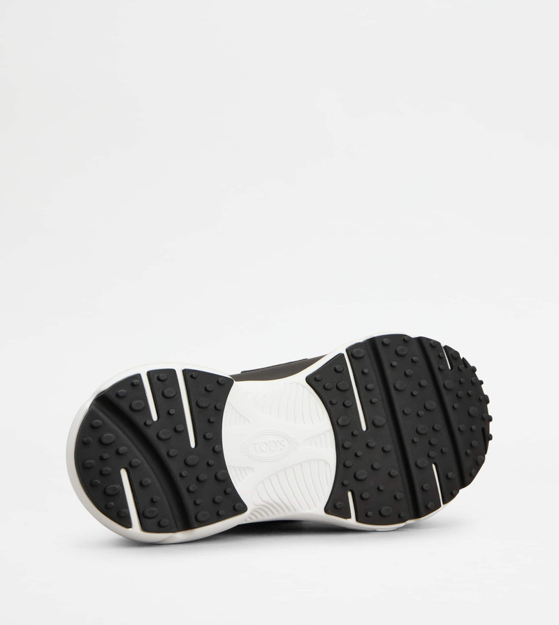 SPORTY MULES IN LEATHER - BLACK 4