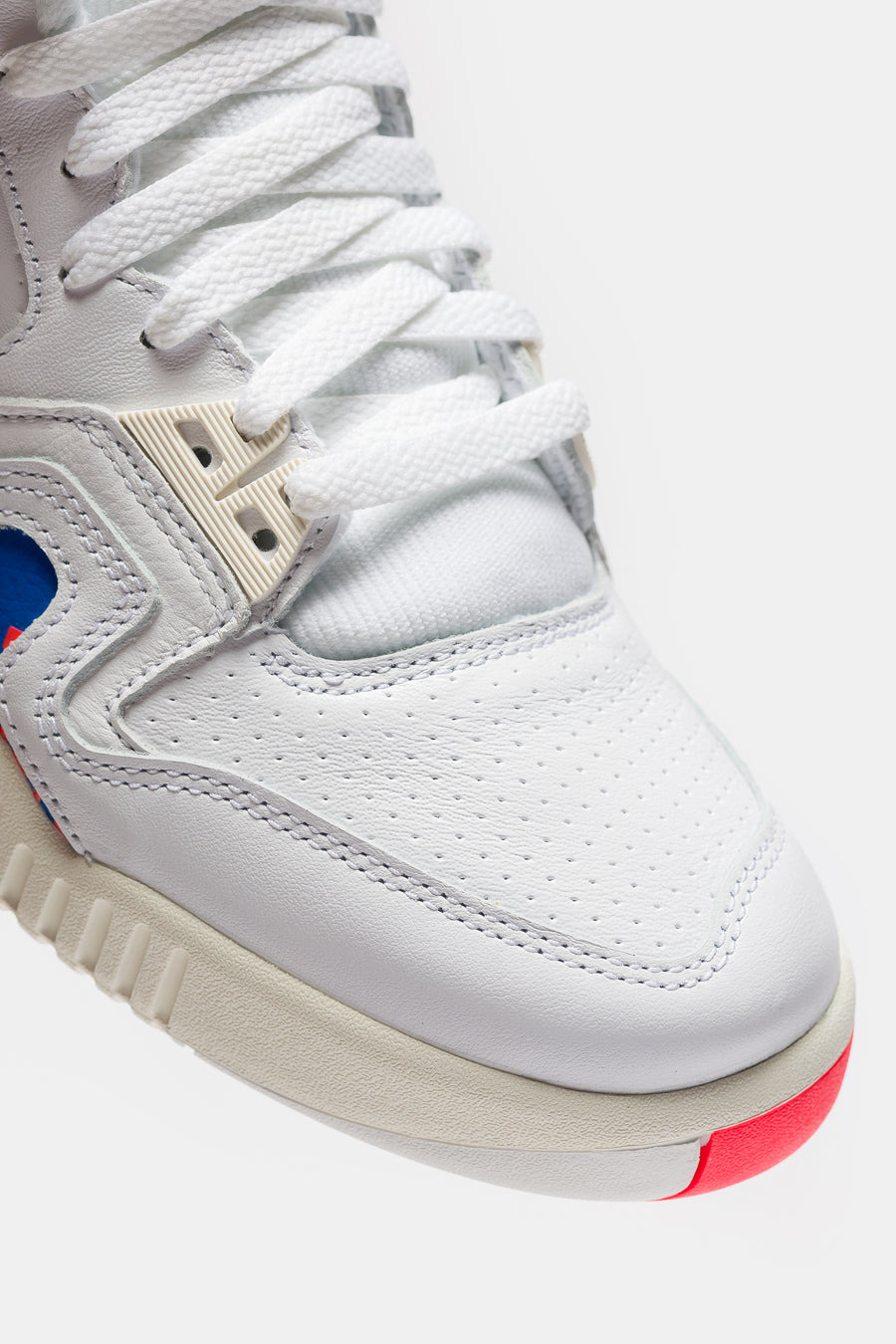 Air Tech Challenge 2 Sneaker in White/Royal Blue/Laser Crimson - 7