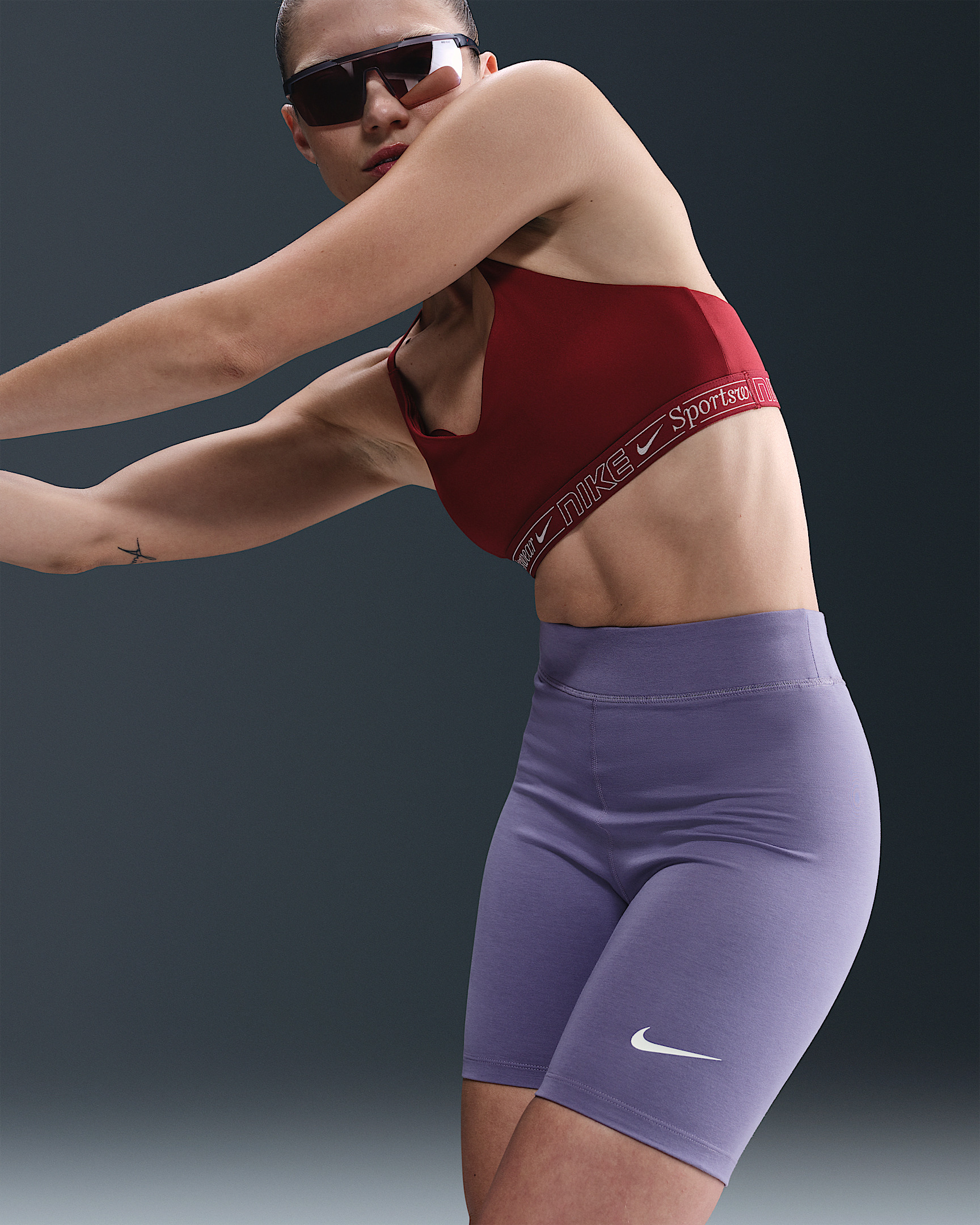 Nike Sportswear Classic Women's High-Waisted 8" Biker Shorts - 2