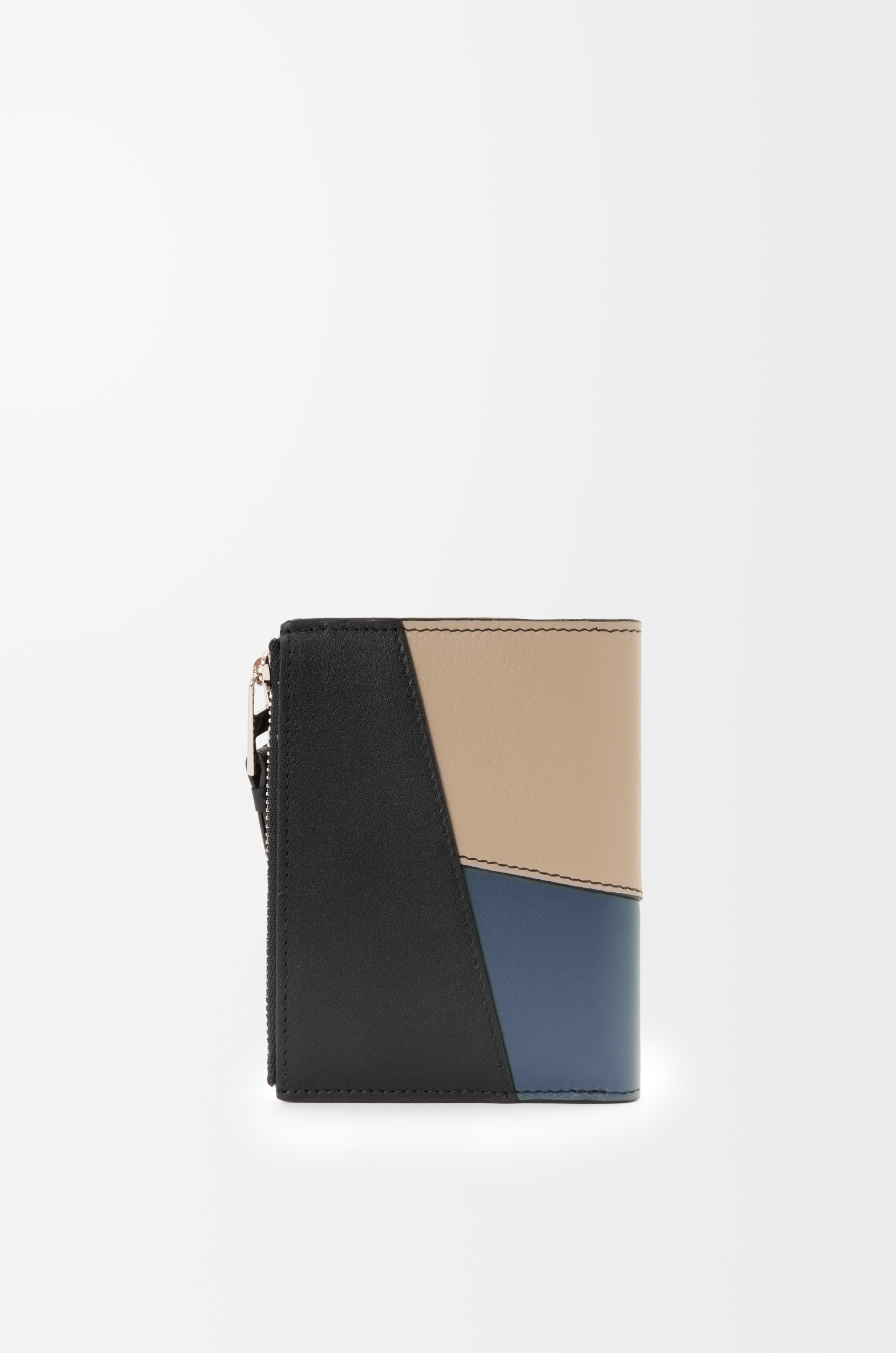Puzzle slim compact wallet in classic calfskin - 4