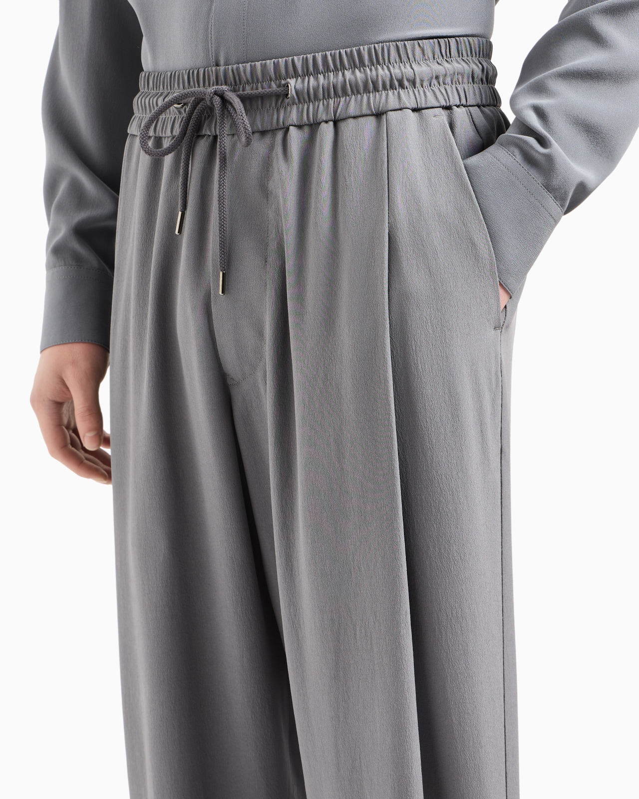 SILK CRÊPE FLAT-FRONT TROUSERS - 5