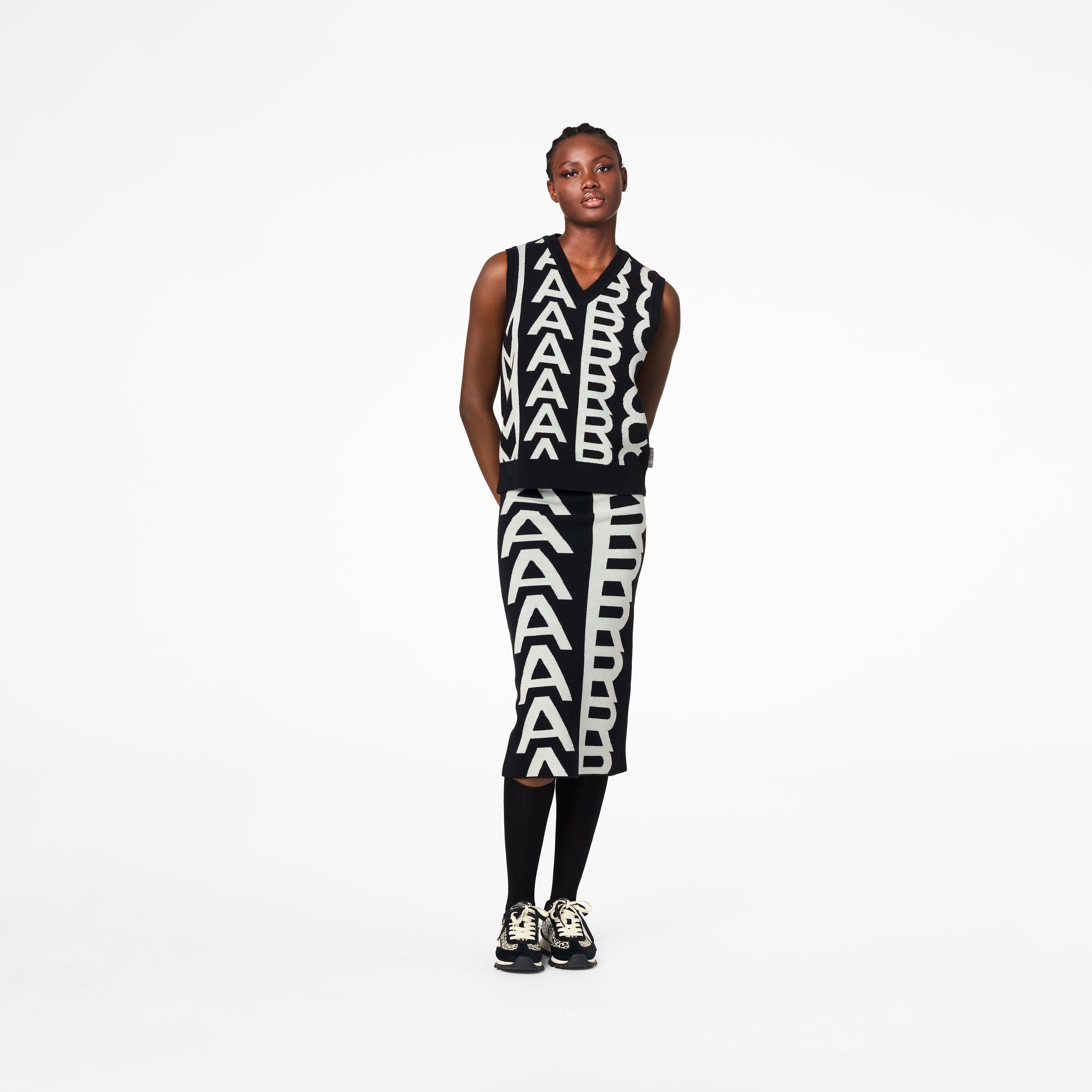 THE MONOGRAM KNIT VEST - 4
