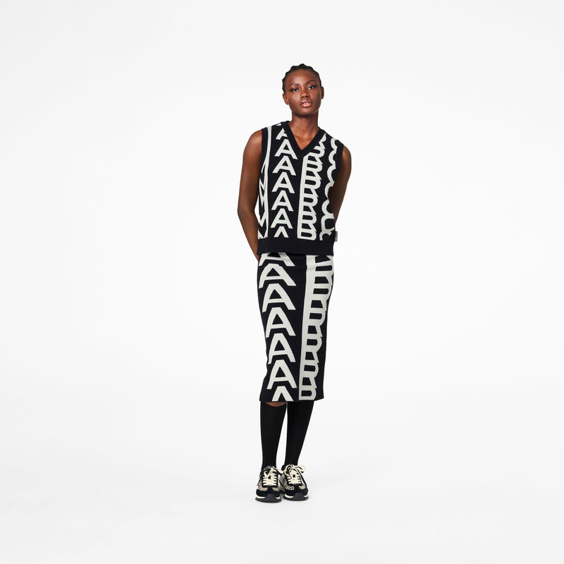 THE MONOGRAM KNIT VEST 4