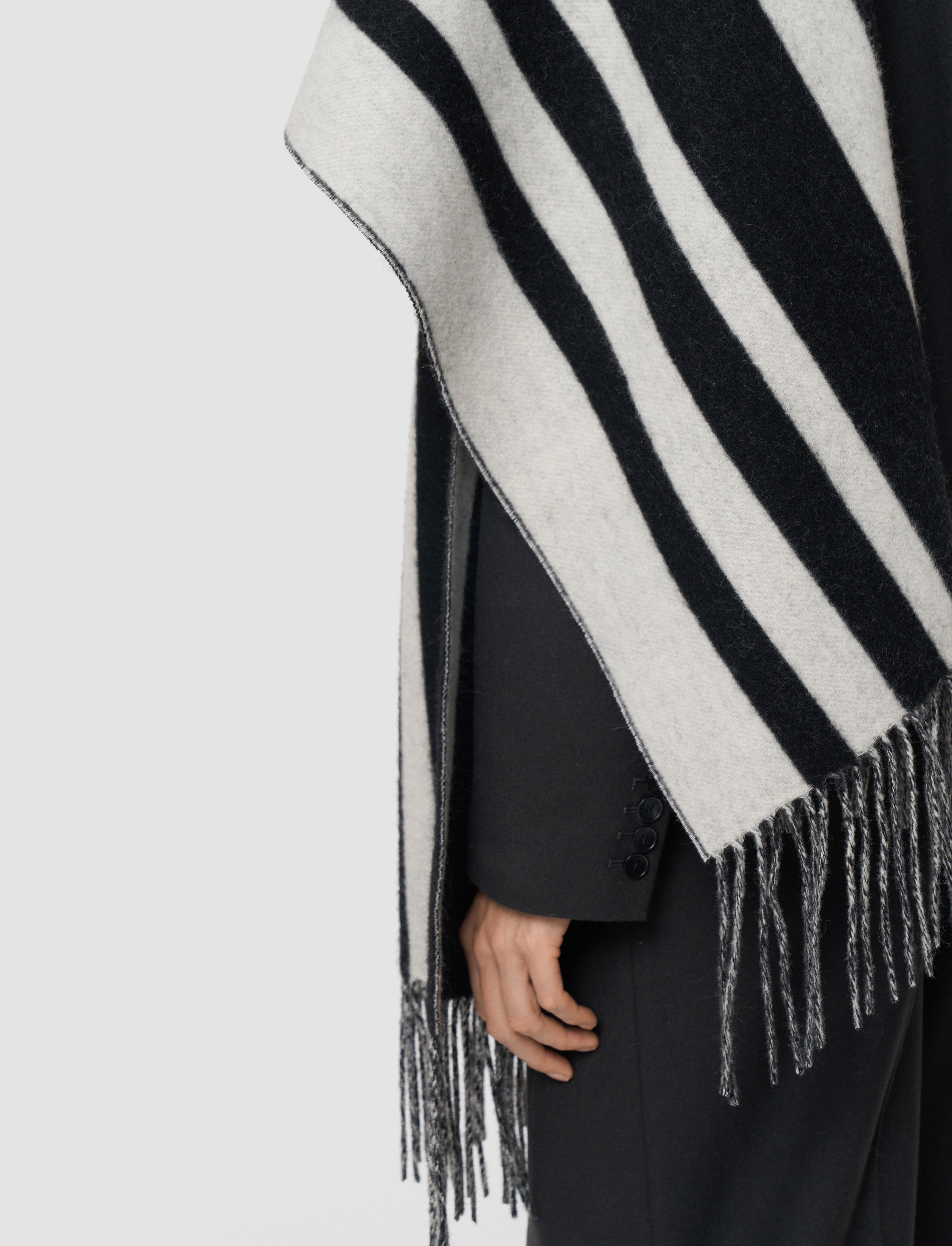 Magali Wool Scarf - 3