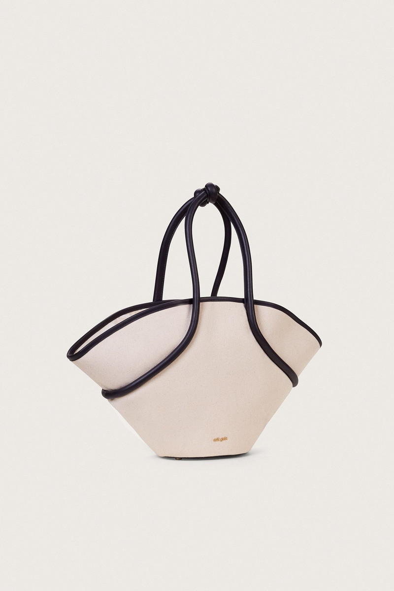Cult Gaia NAMI TOTE outlook