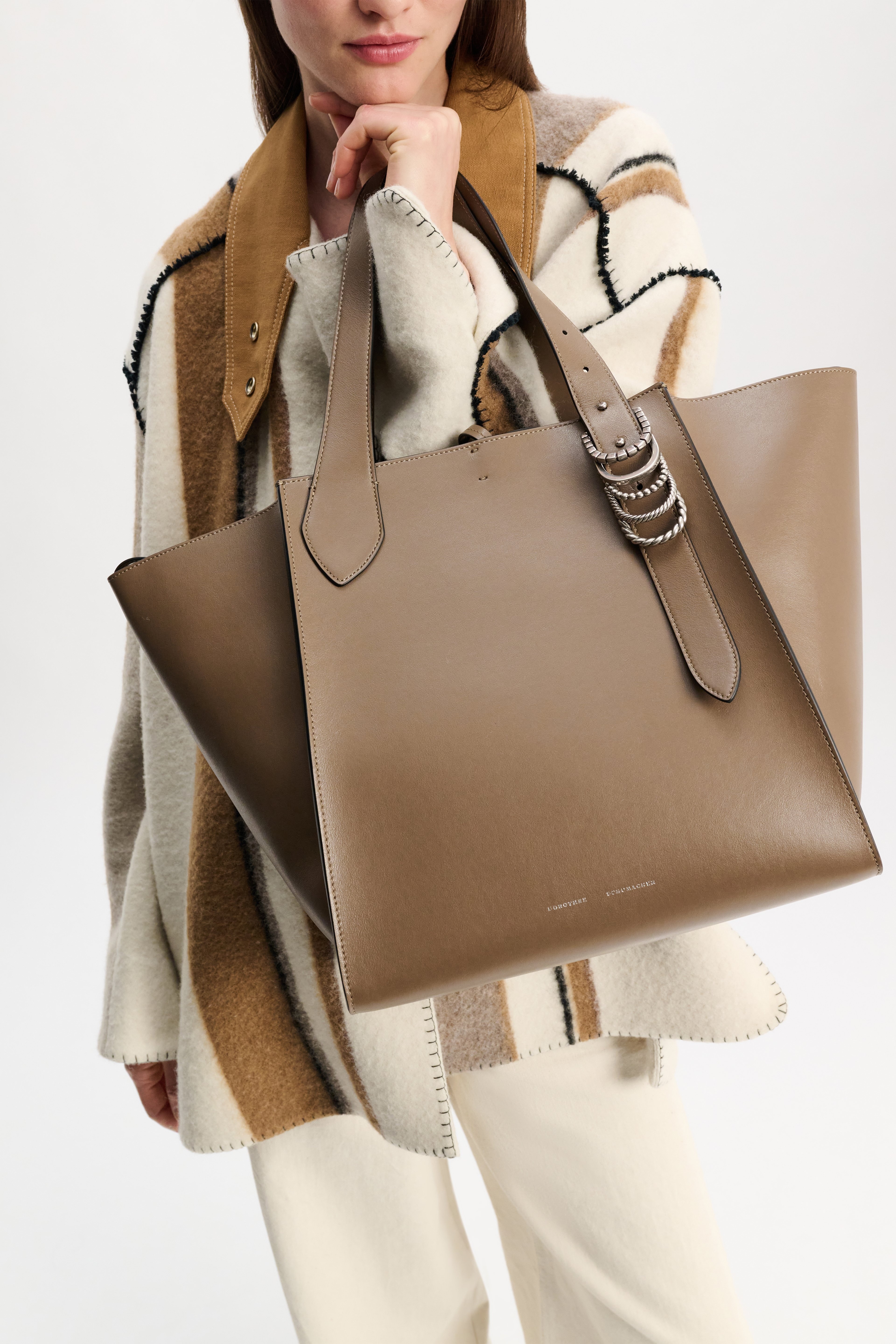 DOROTHEE Tote Bag - 5