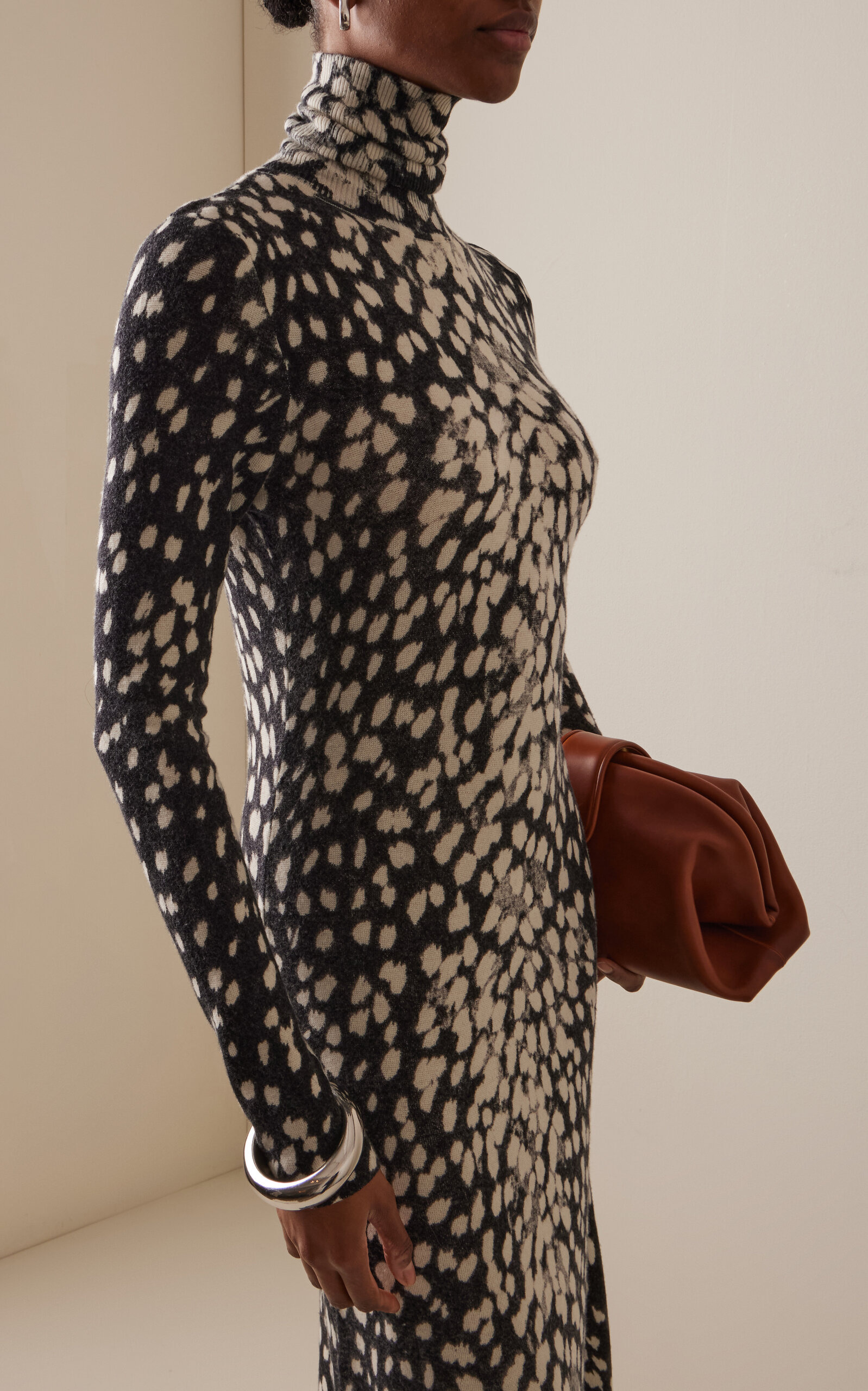 The Camille Printed Cashmere Gown animal - 3