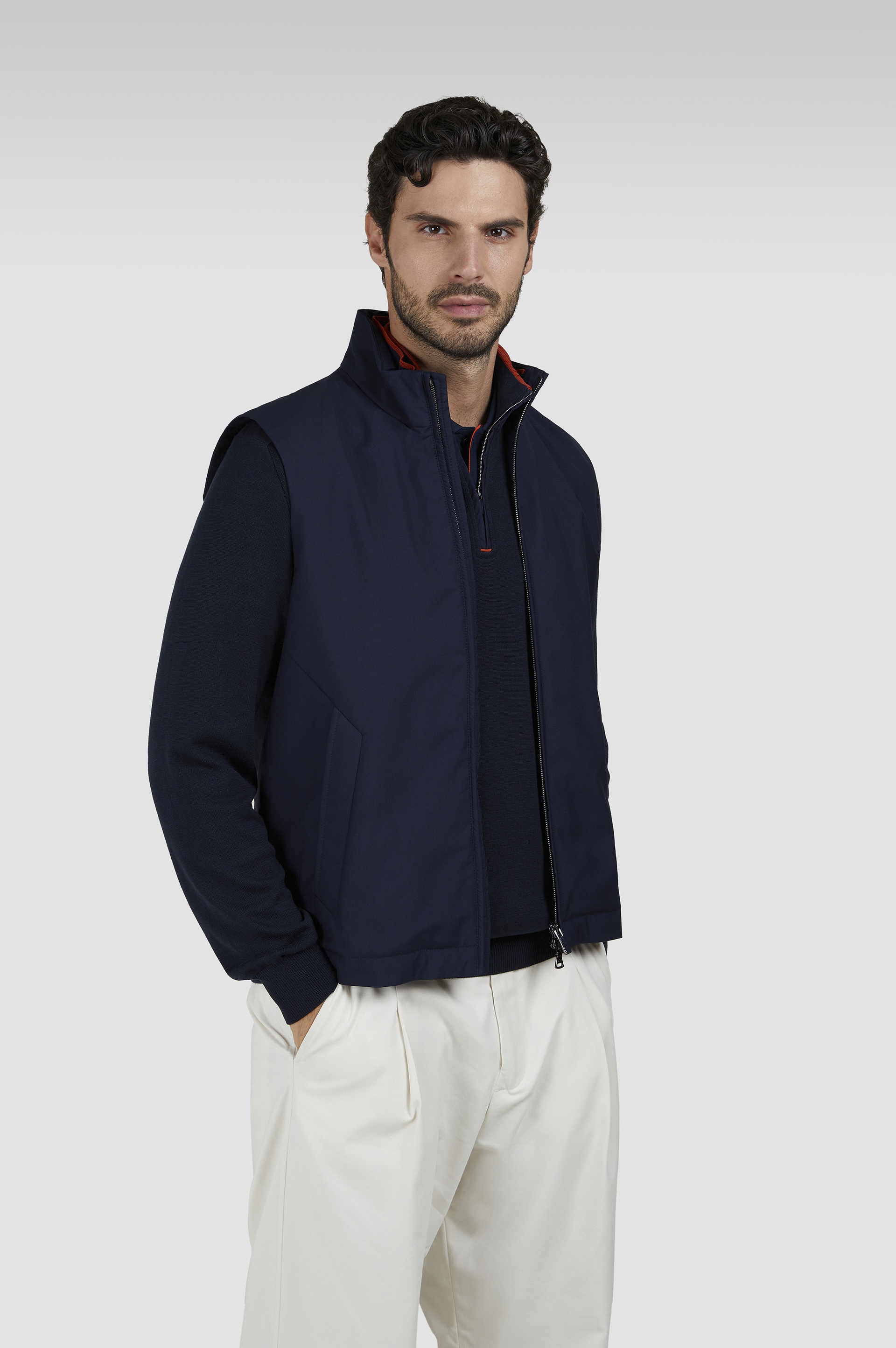 WOOL AND SILK VEST - 9
