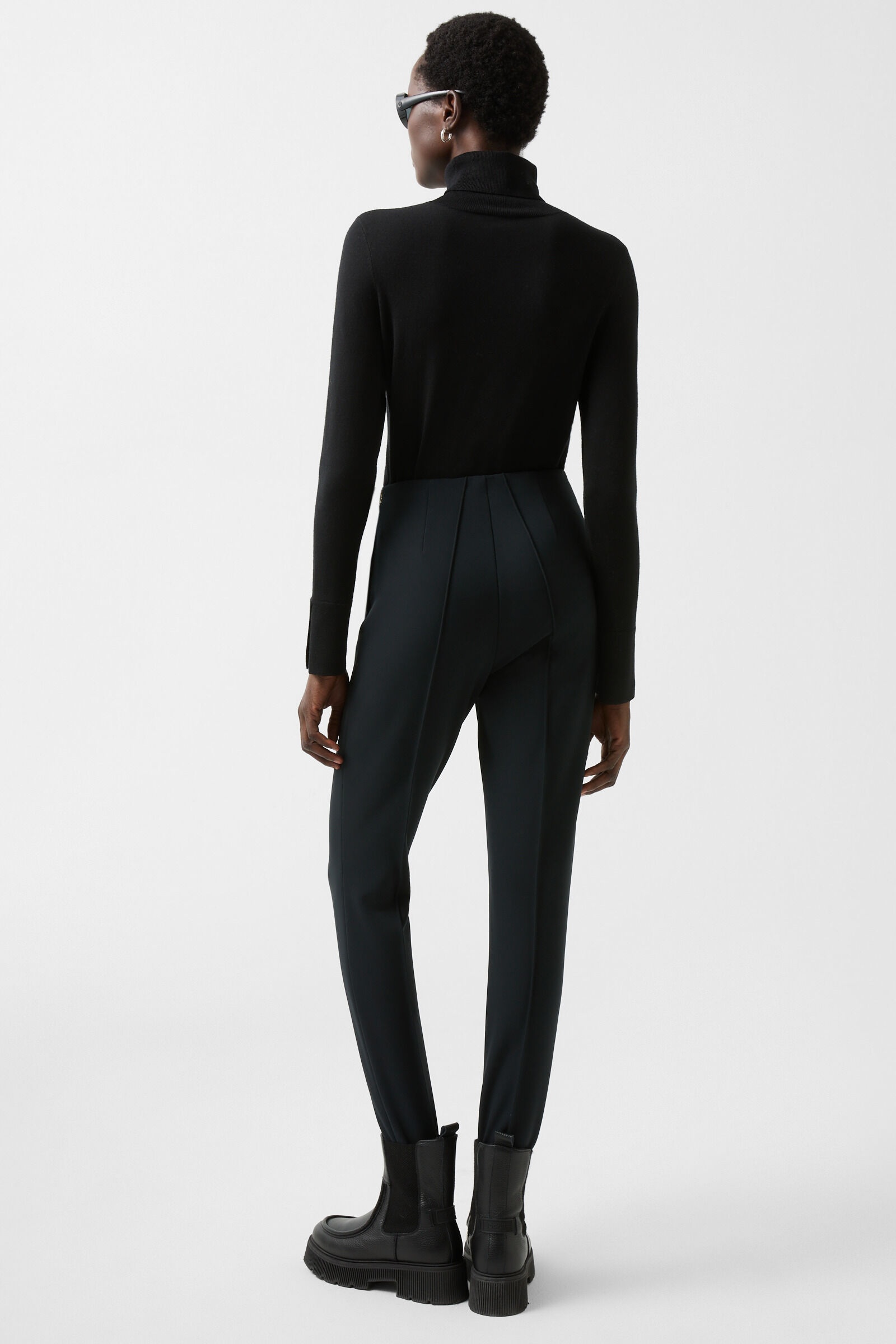 Elaine Softshell stirrup pants in Black - 2