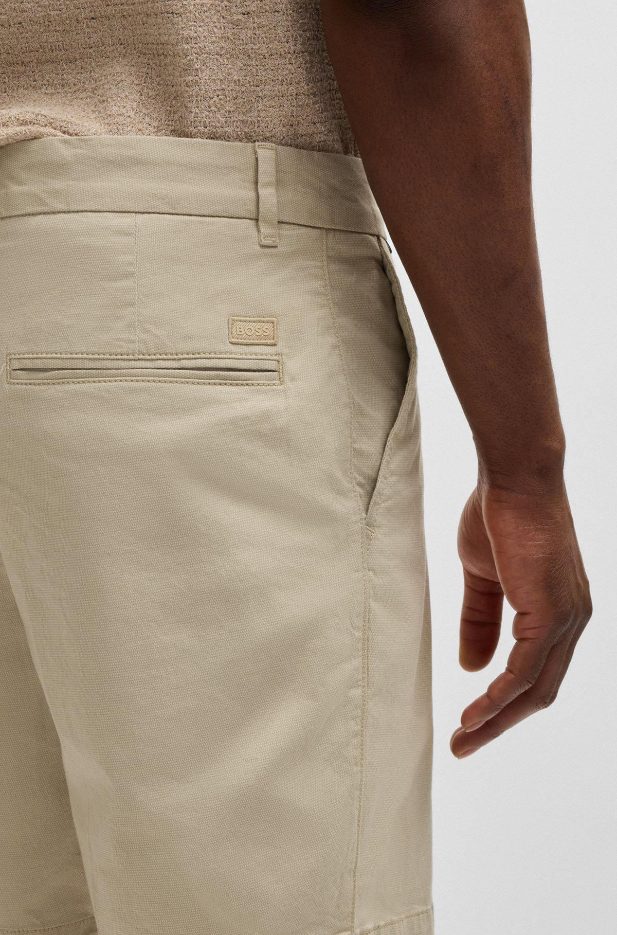SLIM-FIT SHORTS IN MICRO-PATTERNED STRETCH COTTON - 5