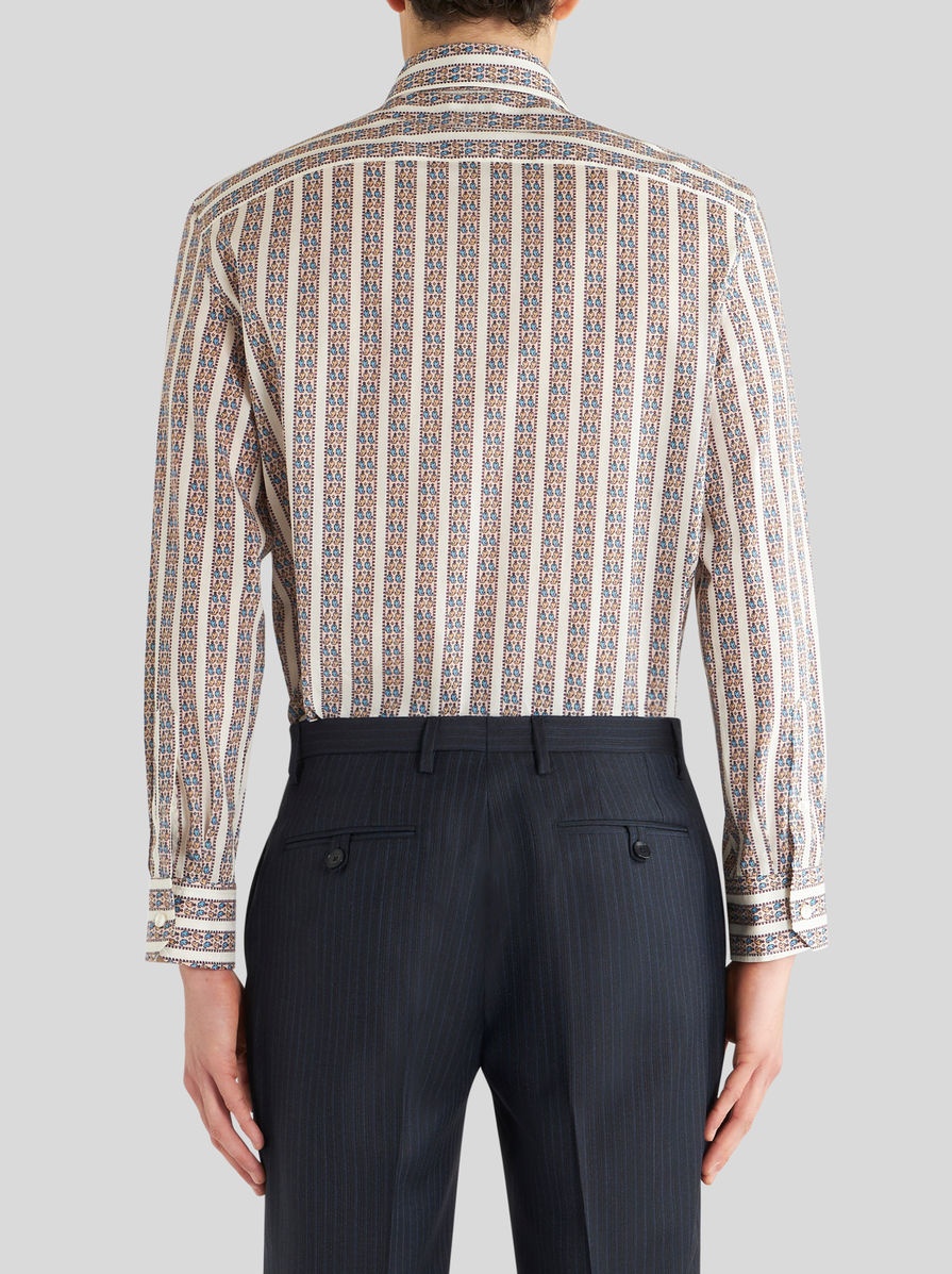 OVERSIZE SHIRT WITH TIE PRINT DESIGNS - 4