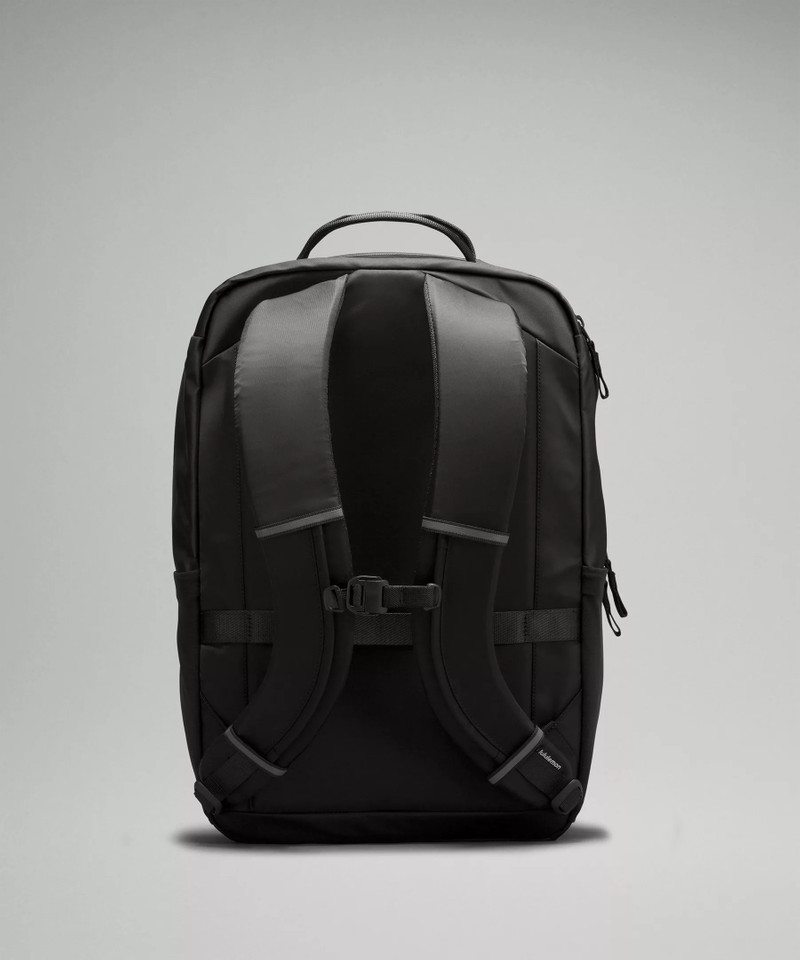 Double-Zip Backpack 22L 3