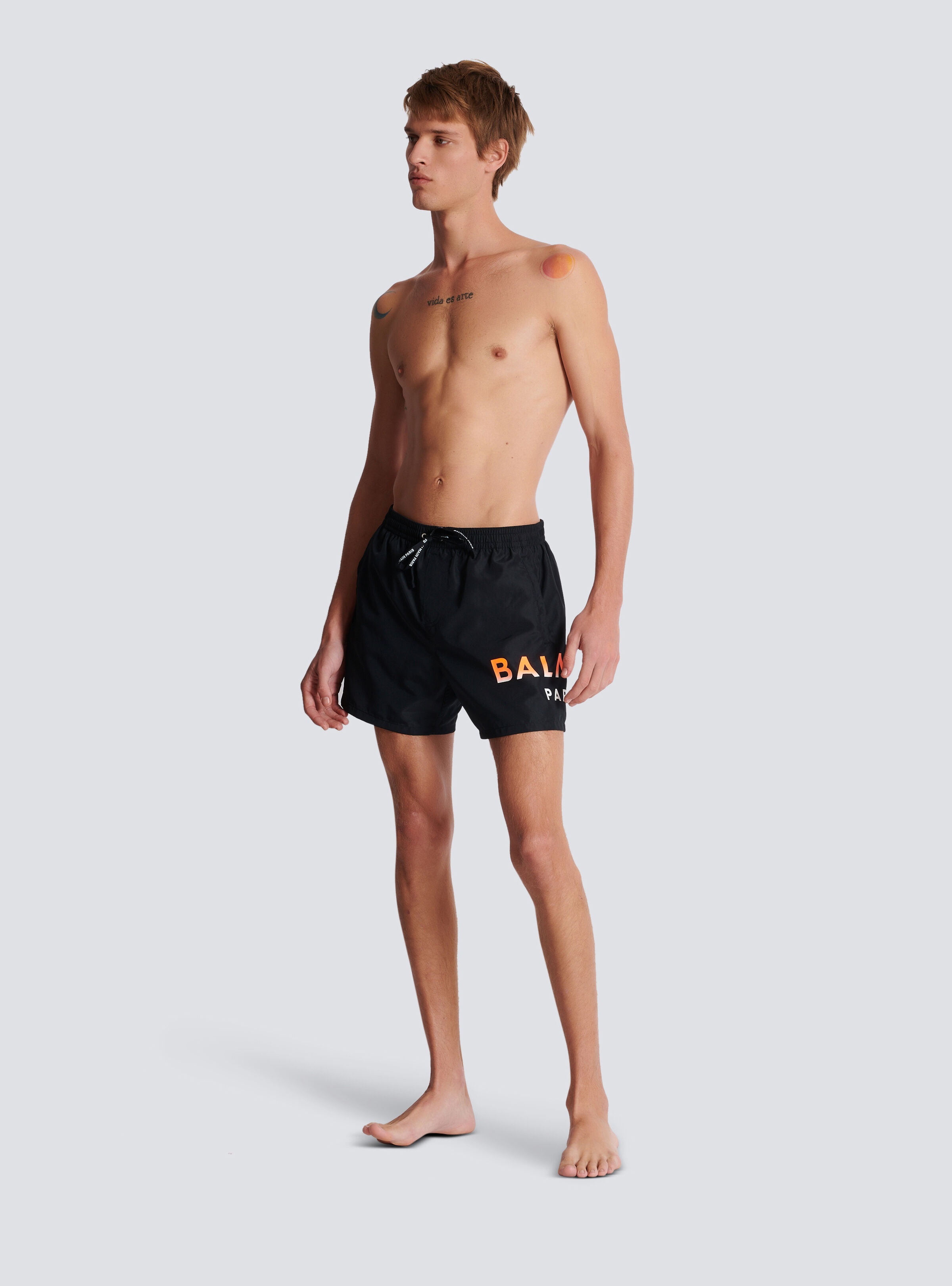 キッズ用ボトムス BALMAIN SS25 swim shorts (BWCP0DK Z2966930BC) 09d1f2b6bdd0cb1ff323f475971774