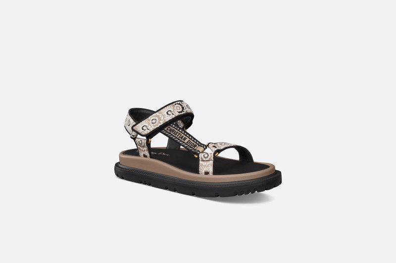 D-Wave Sandal 1