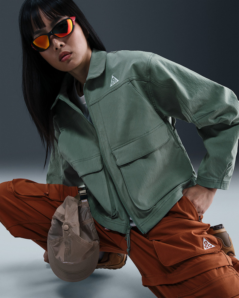 Nike ACG "Smith Summit" Women's UV-Resistant Jacket 3
