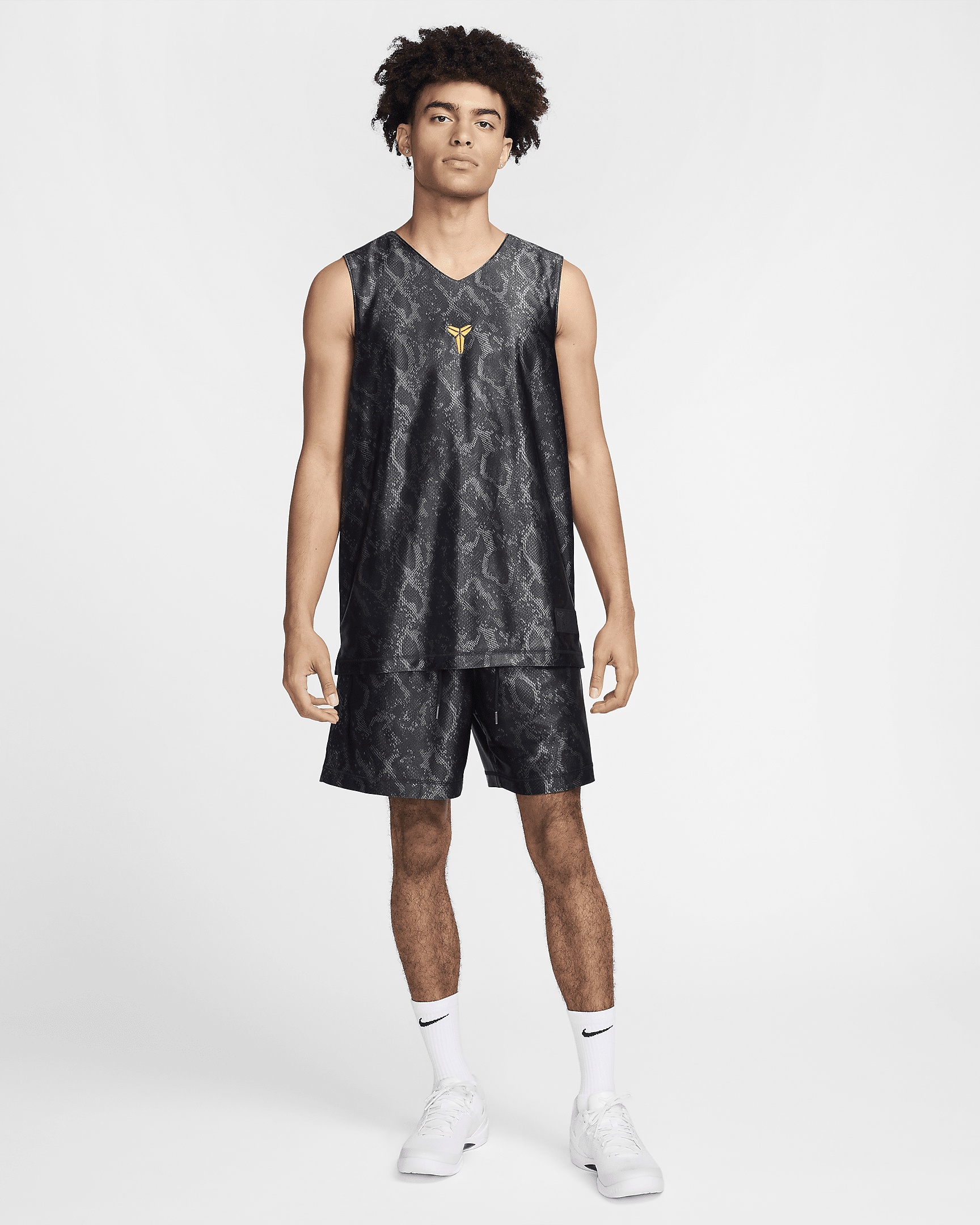 Nike Kobe Men's Dri-FIT Standard Issue Reversible Basketball