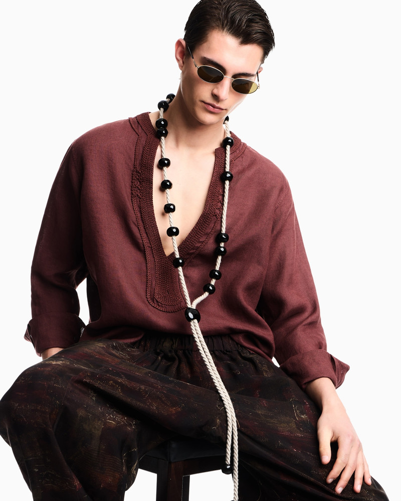 GARMENT-DYED LINEN V-NECK SHIRT WITH TRIM 5