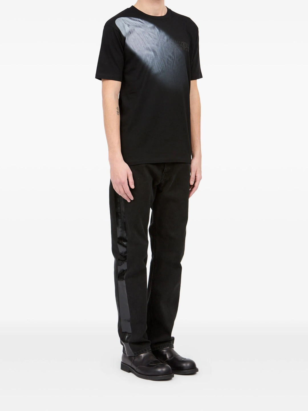 Spotlight T-Shirt - 3