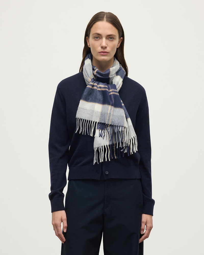 Johnstons of Elgin Silver Bannockbane Tartan Merino Scarf outlook