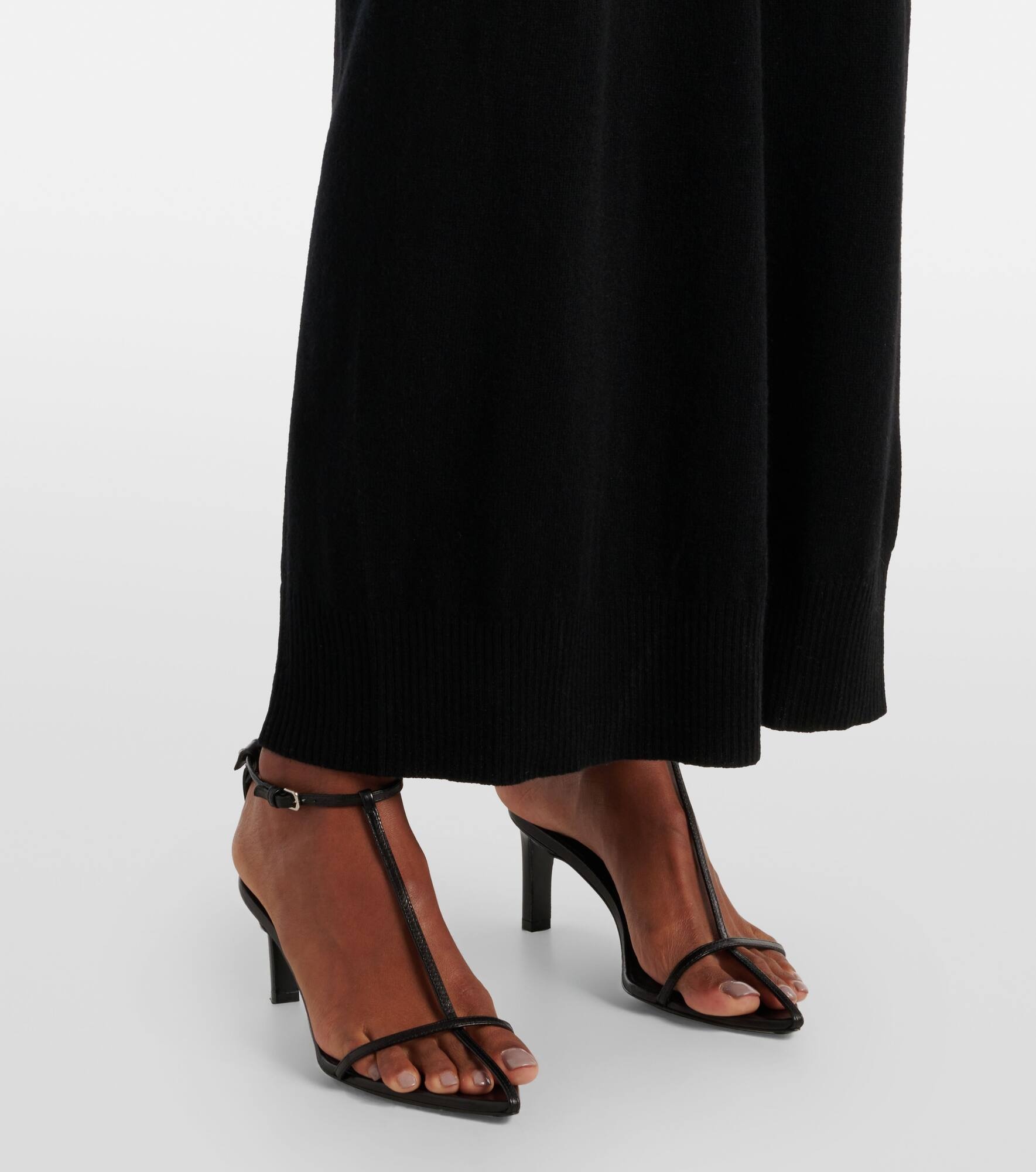 Gathered cutout wool and cashmere maxi dress - 5